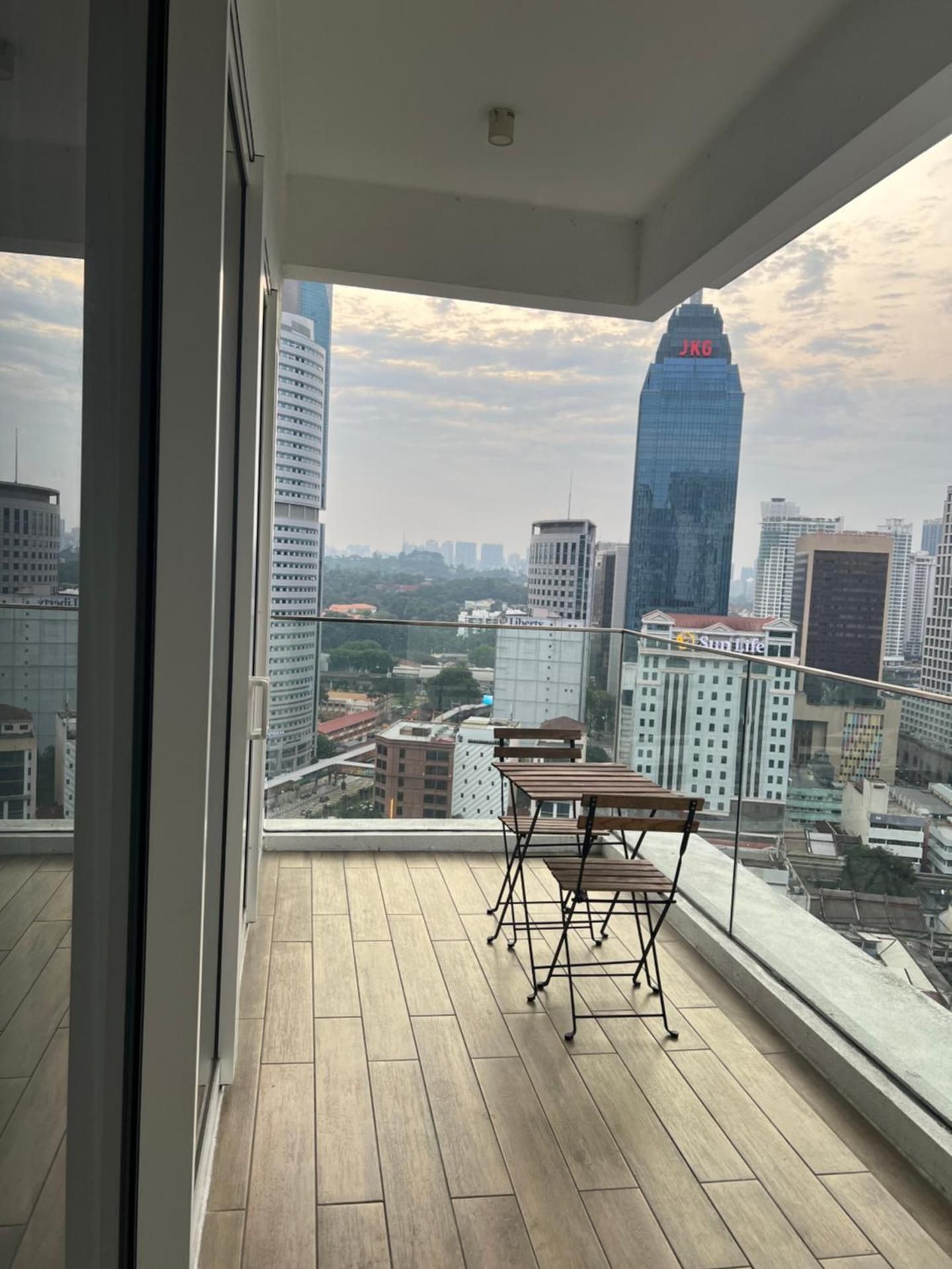 Two-Bedroom Deluxe Apartment with Balcony