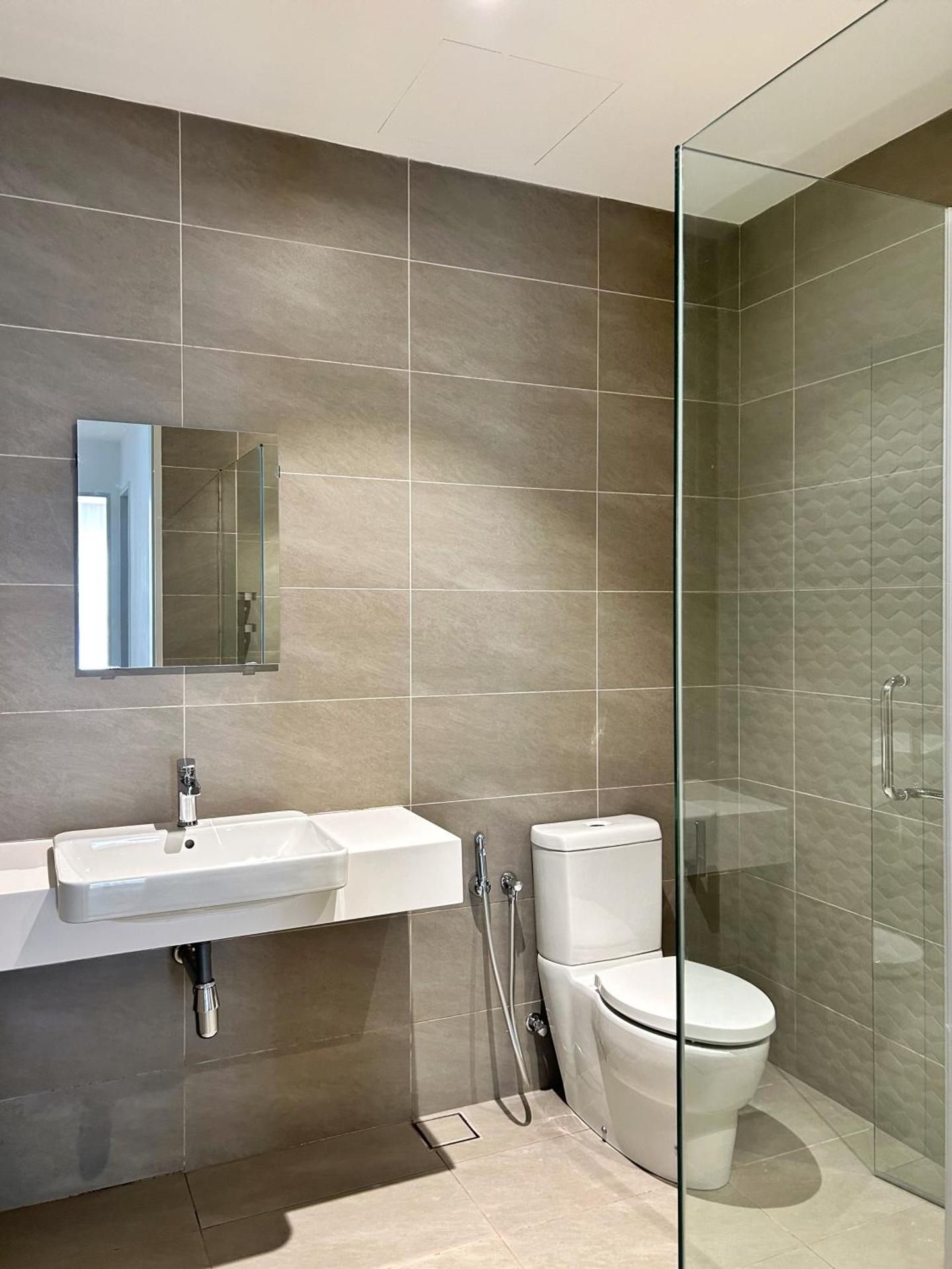 Two-Bedroom Deluxe Apartment with Balcony