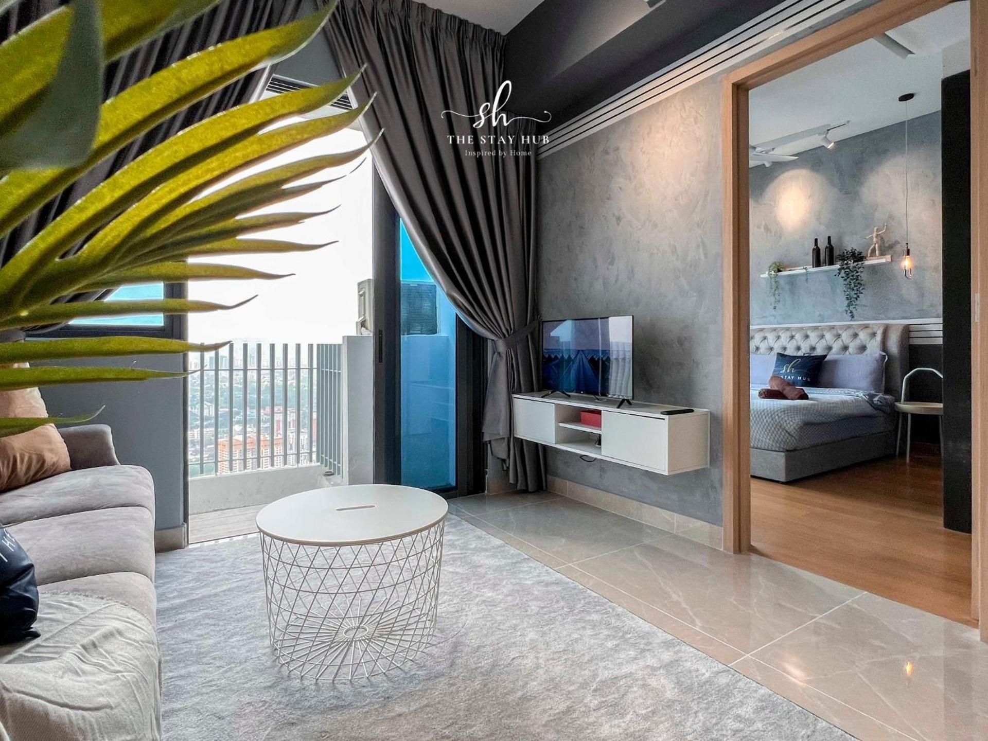 One-Bedroom Apartment with Balcony