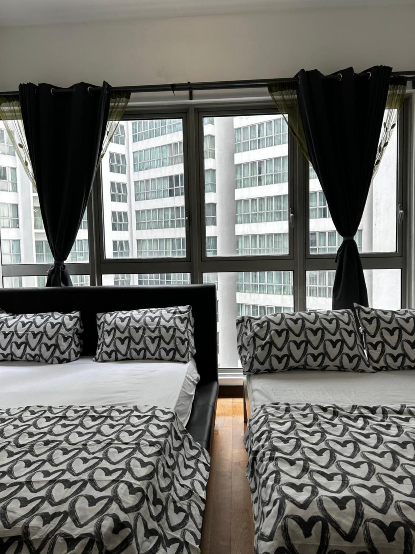 D - 2 Double Beds