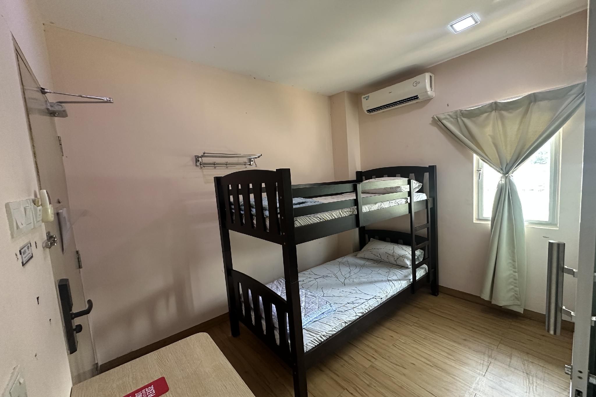 Double Room with Window