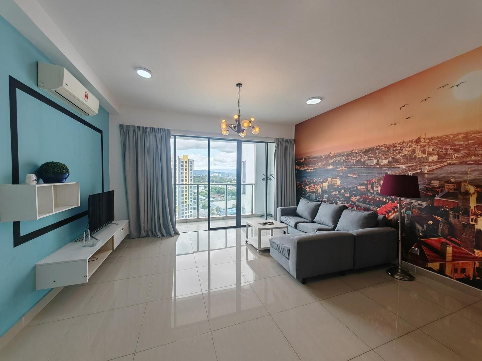 Three-Bedroom Apartment with Balcony