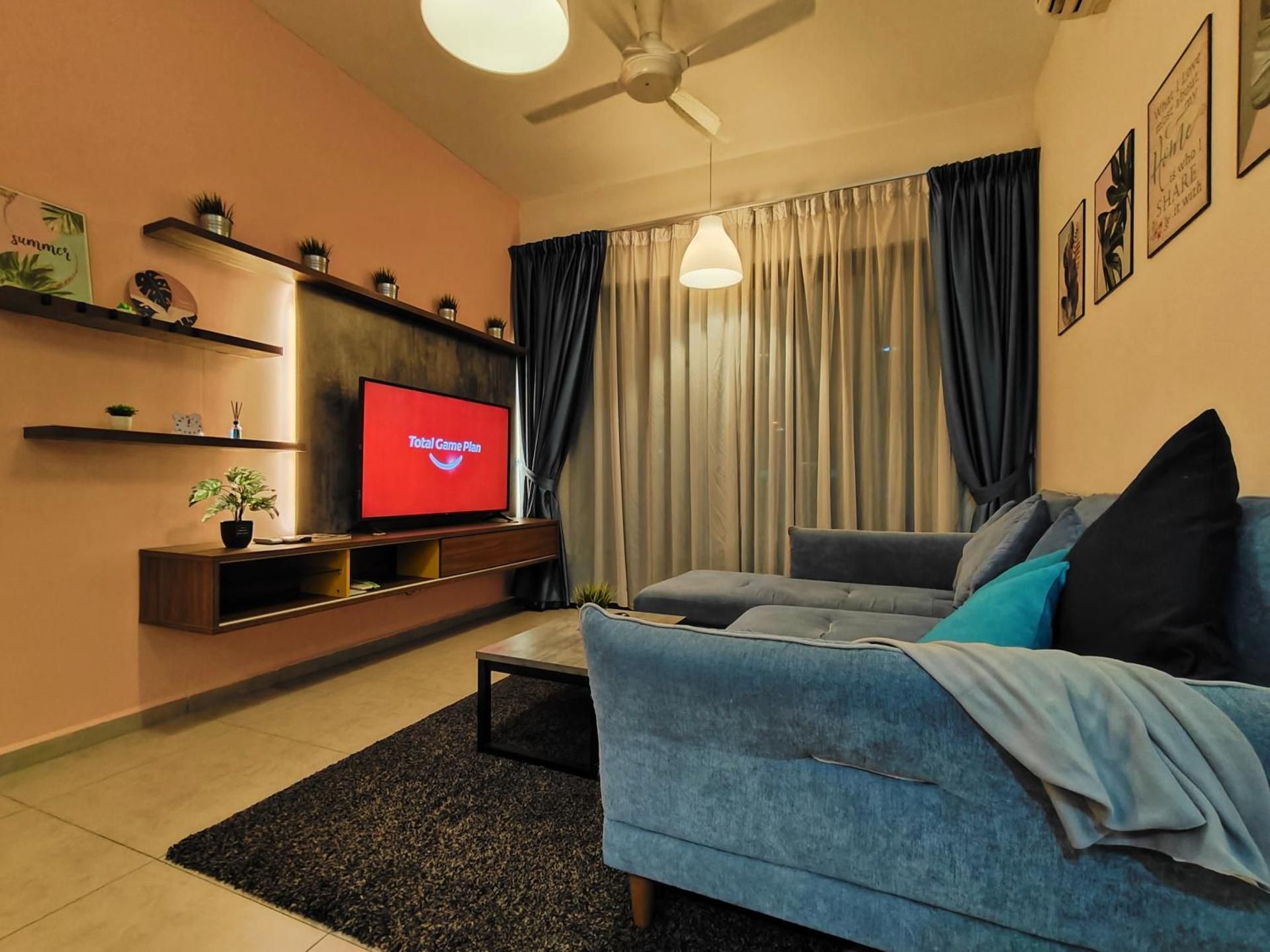 Deluxe Apartment