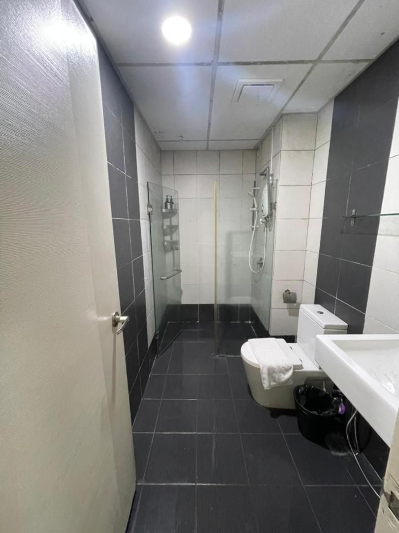 Double Room with Shared Toilet