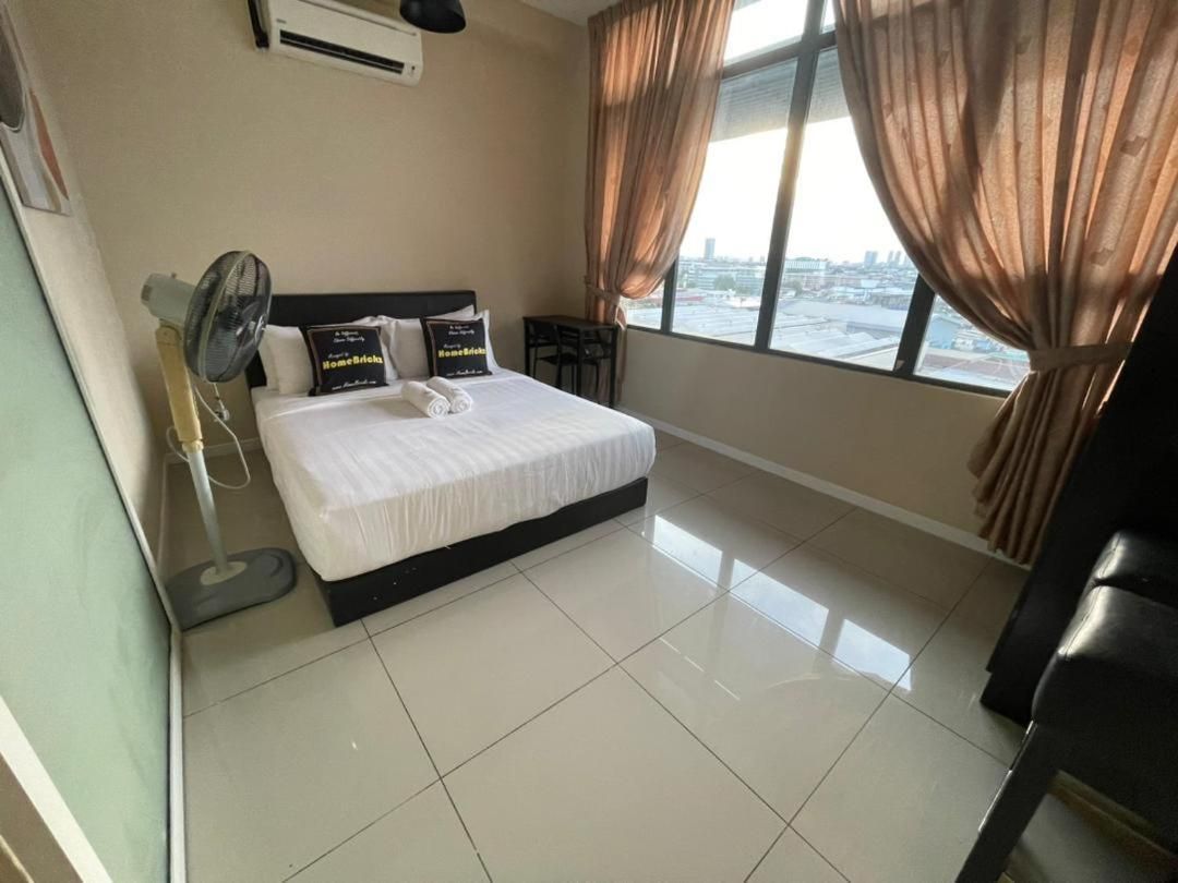 Double Room with Shared Toilet