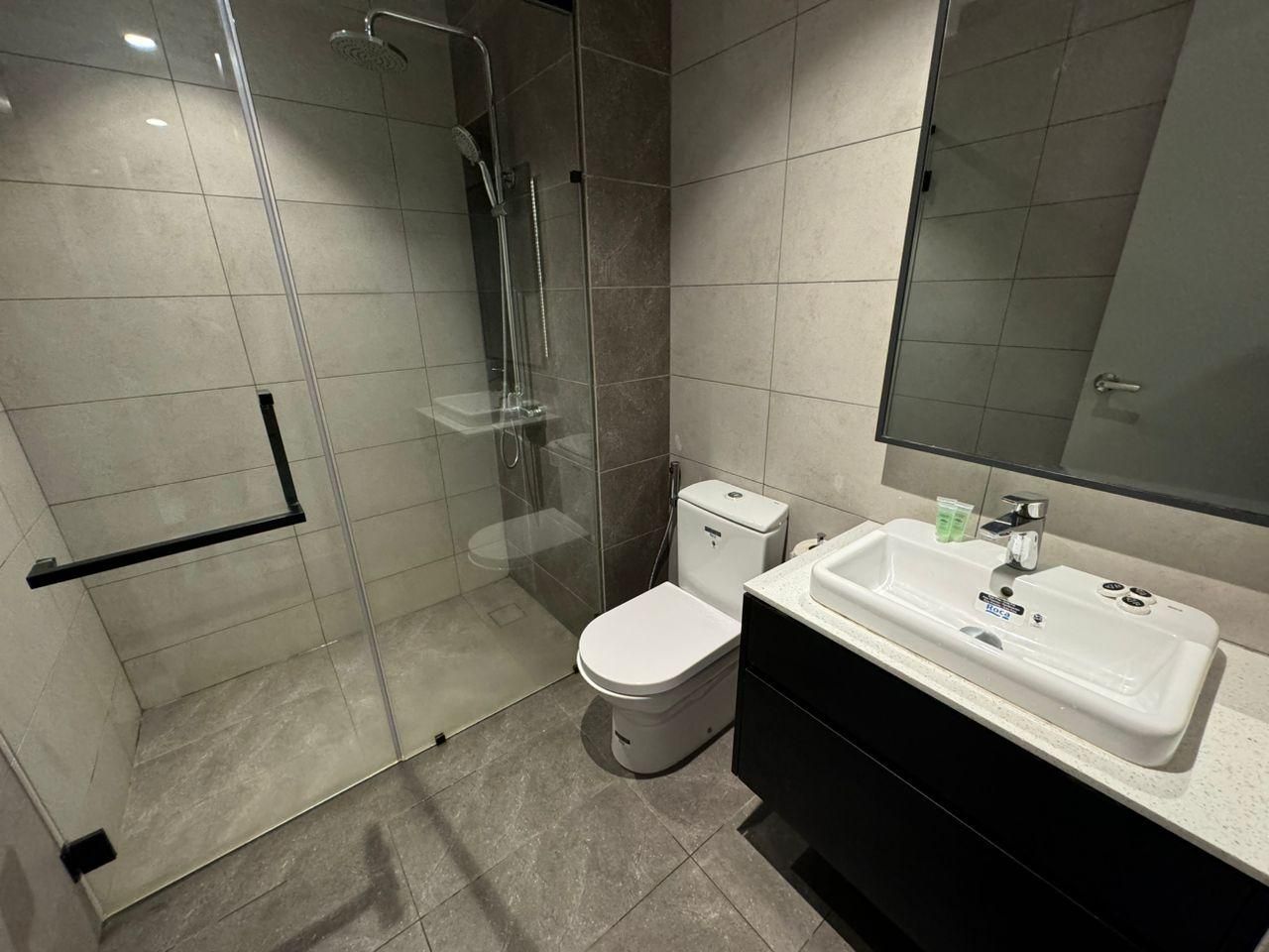 One Bedroom Premium Suite