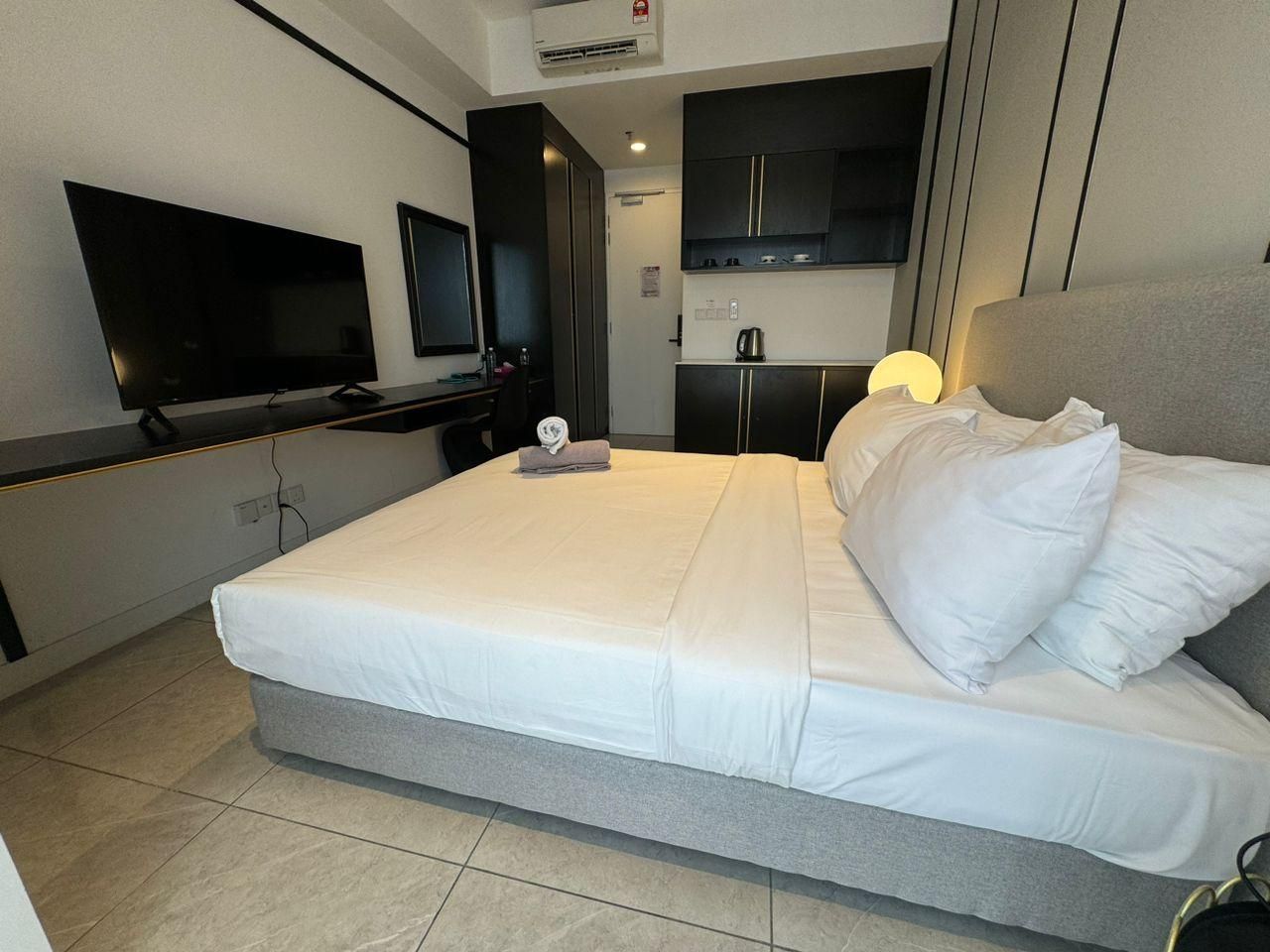 Axon Residence Kuala Lumpur Pavilion Deluxe King Studio 2