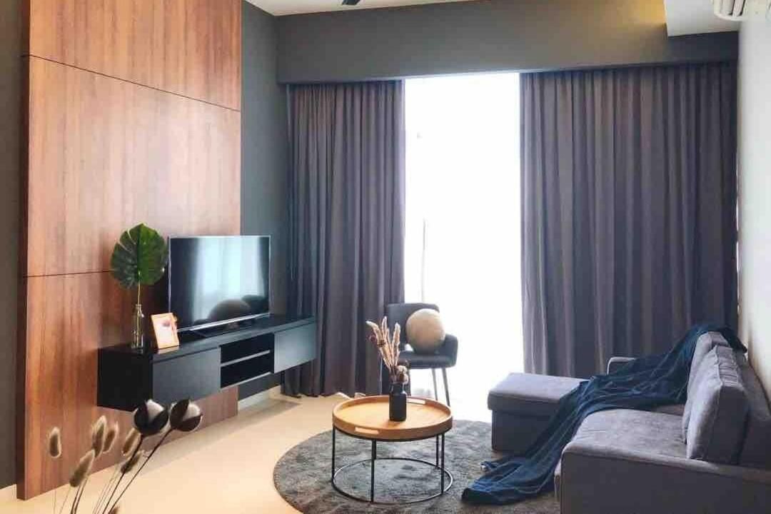 Apartment with City View