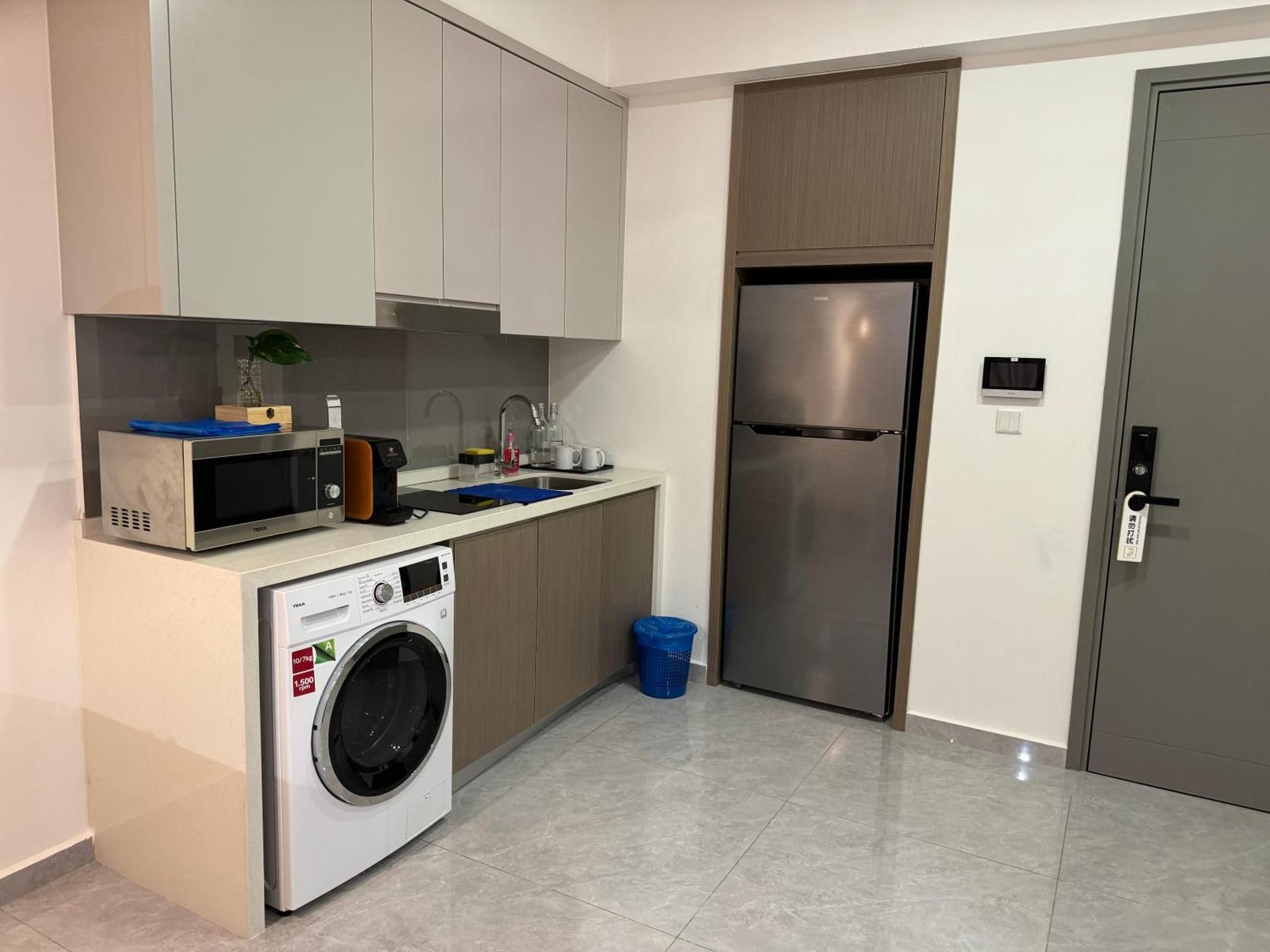 One-Bedroom Standard Apartment