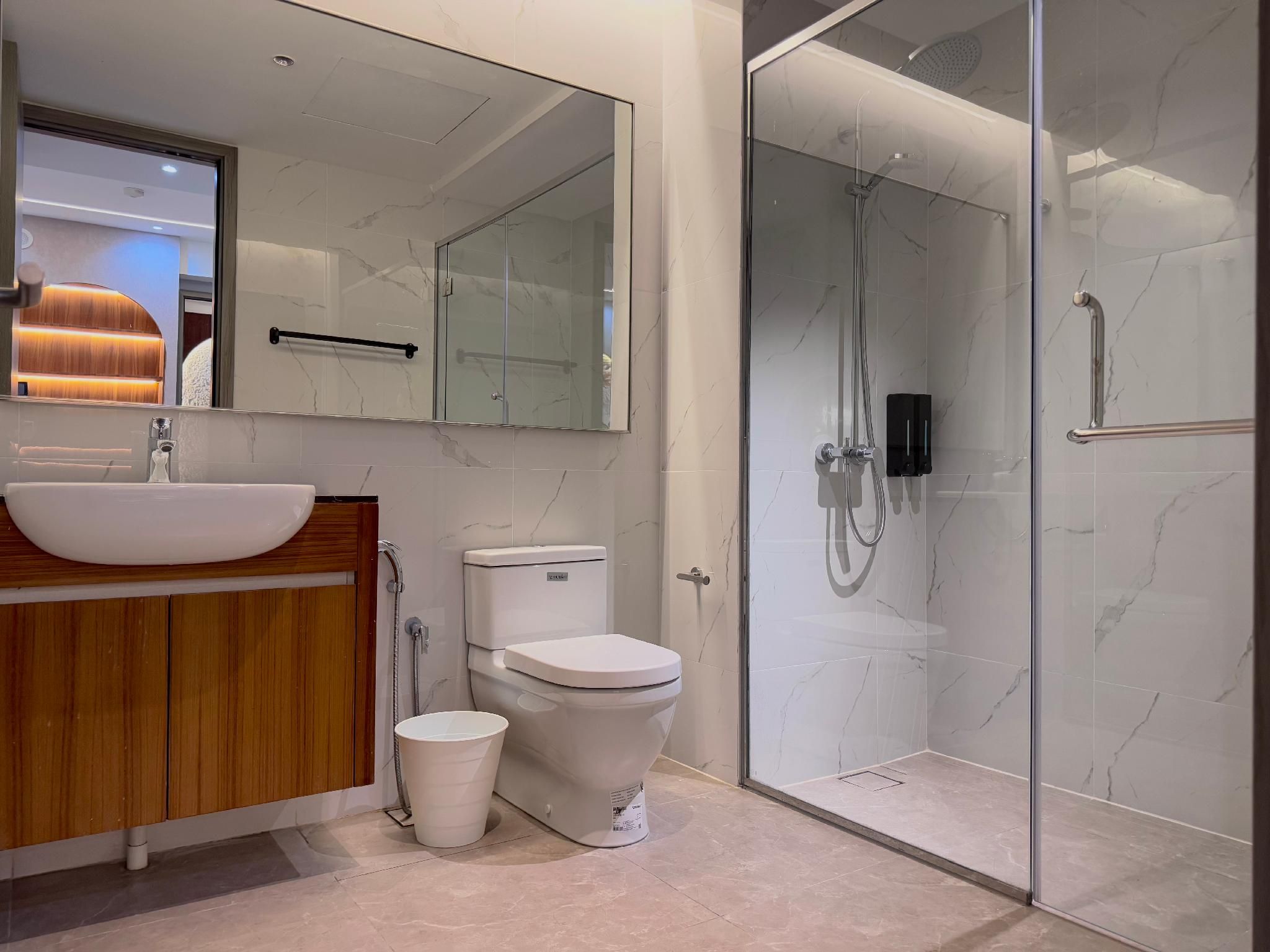 1 Bedroom Apartment
