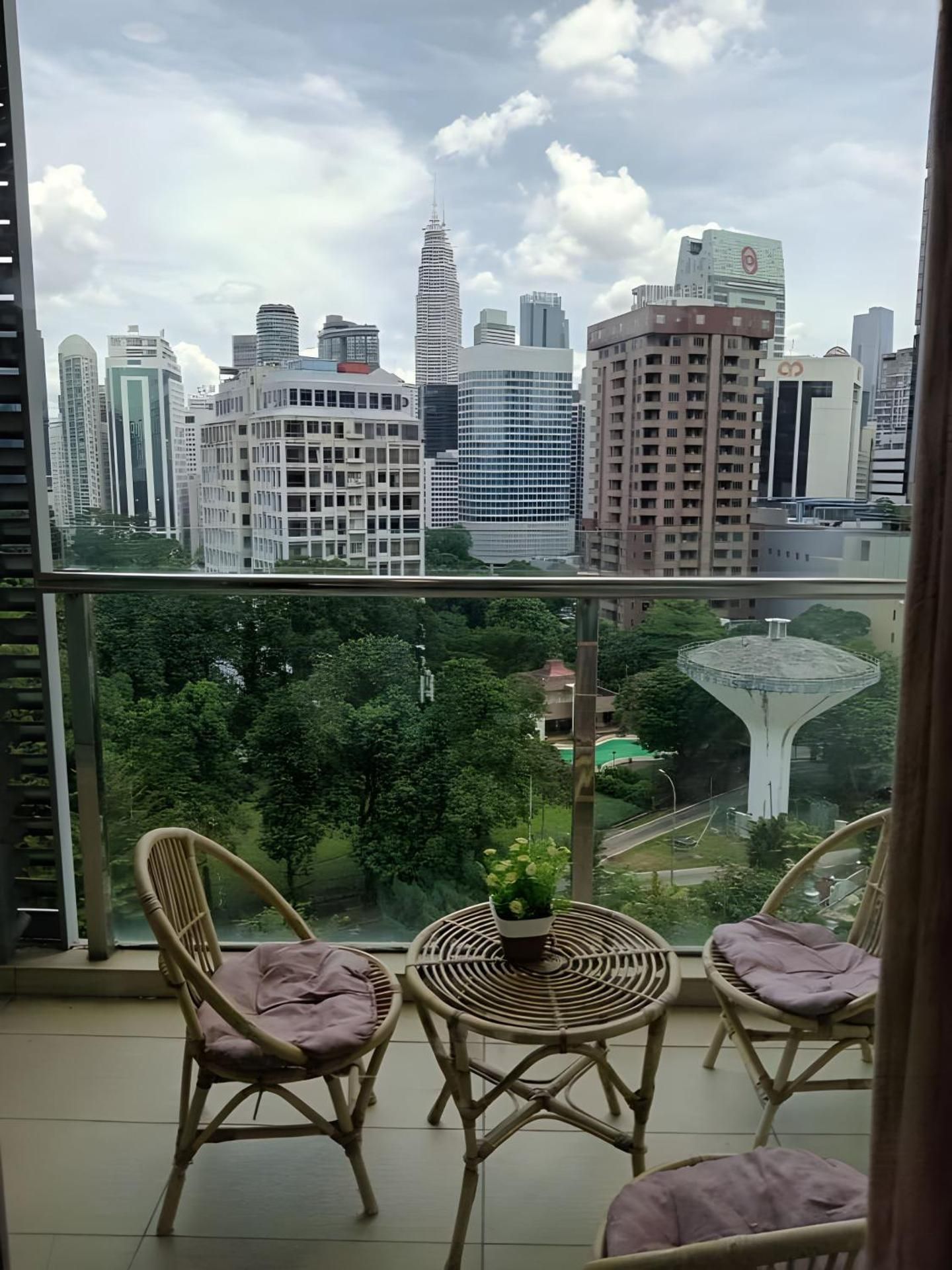 Mixed Dormitory Room