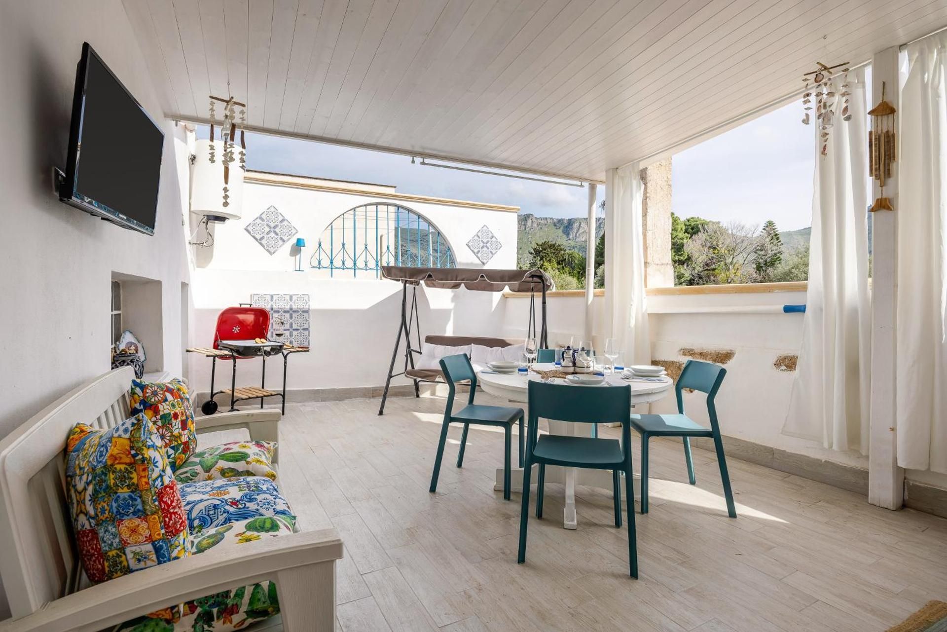 Triple Room with Terrace