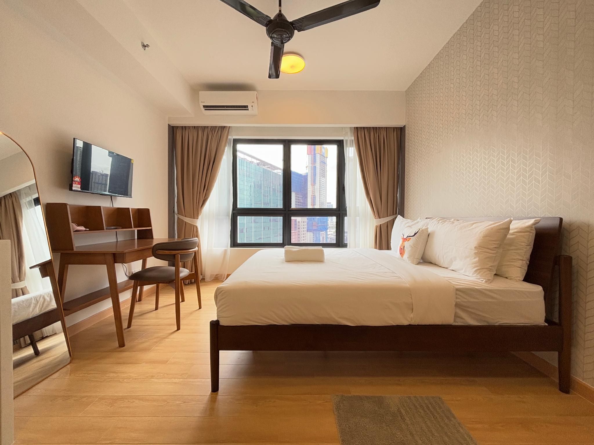 Studio 1 Queen Bed Non-Smoking