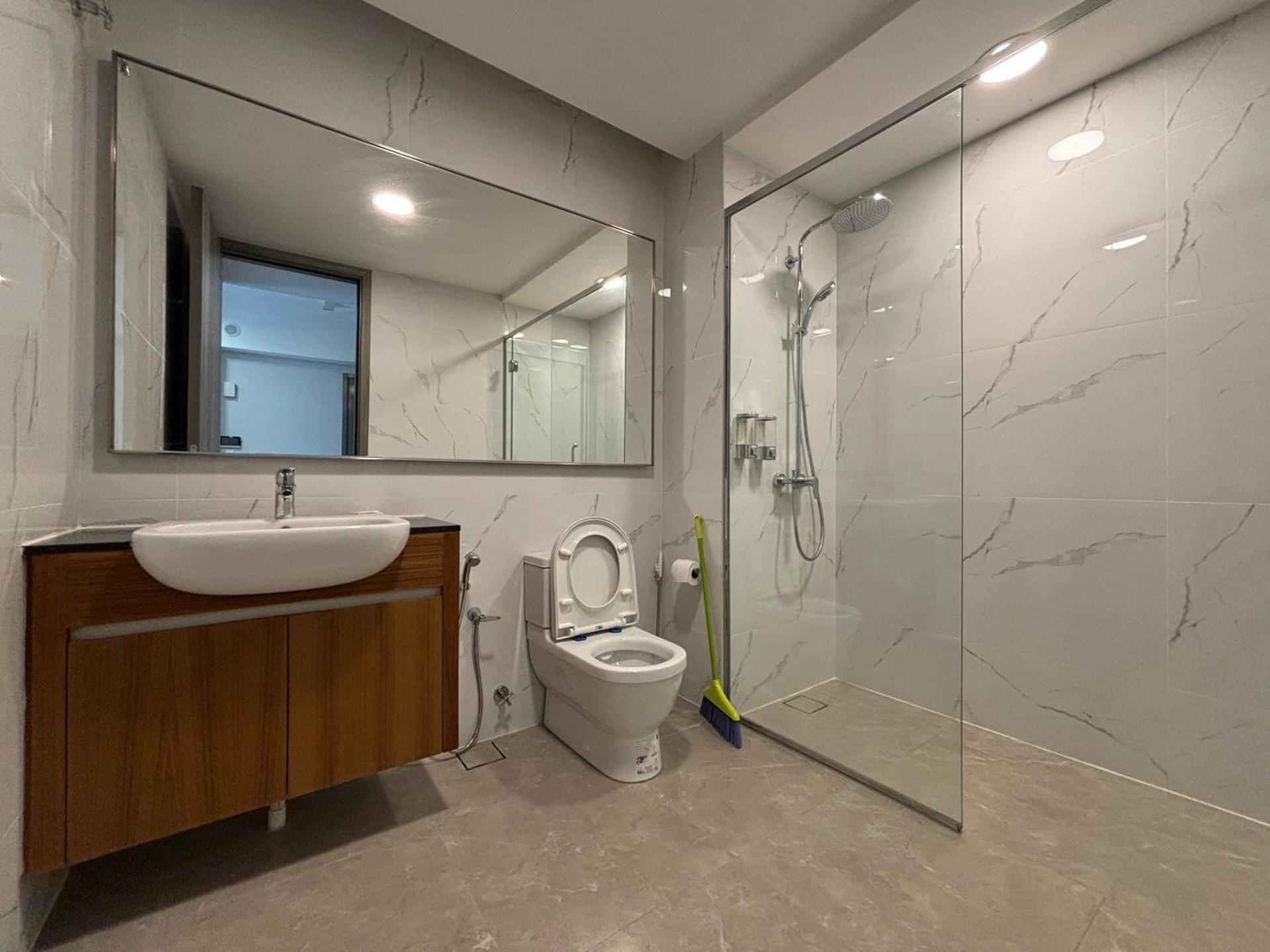Superior Twin Room with City View