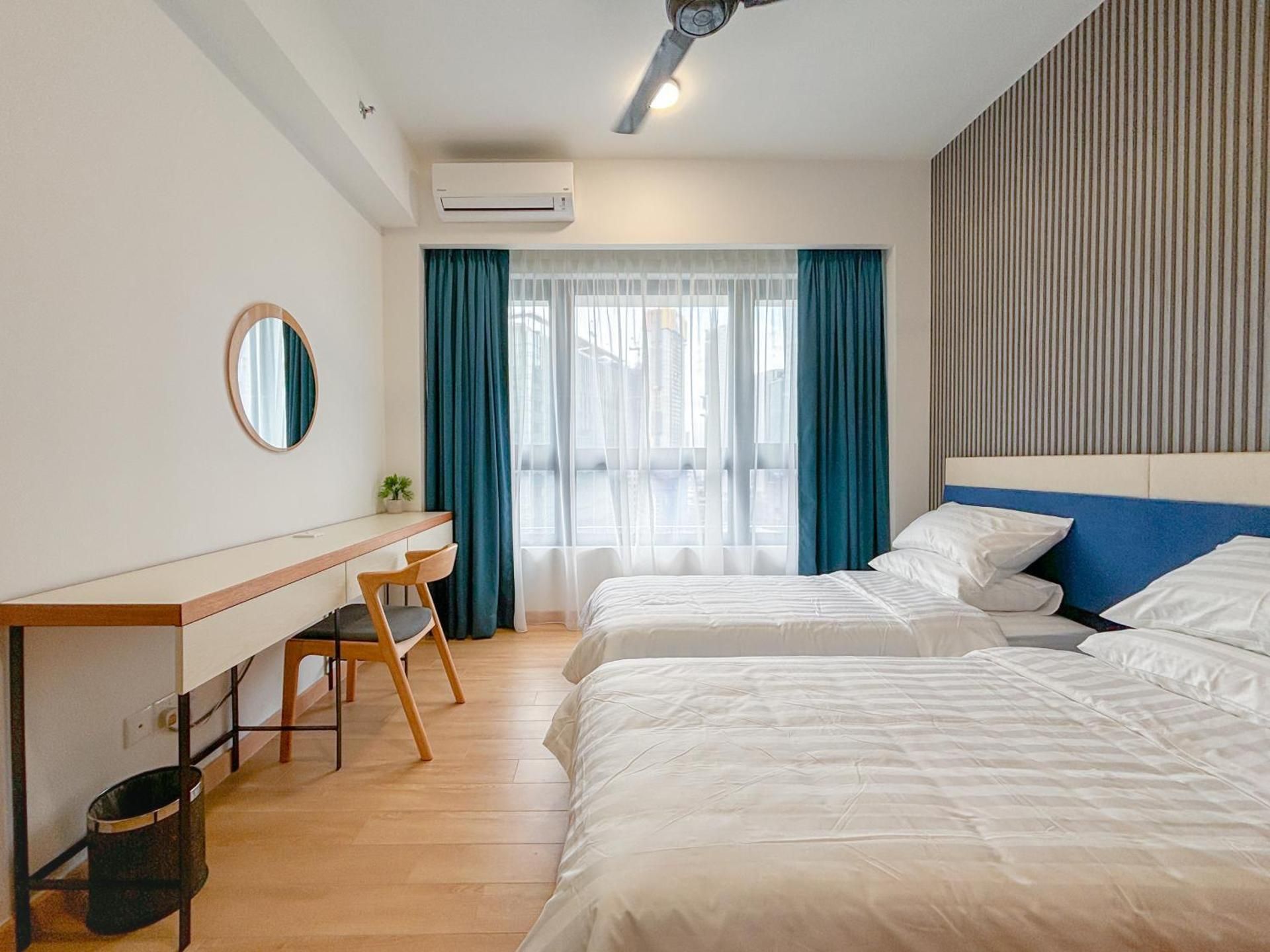 Superior Twin Room with City View