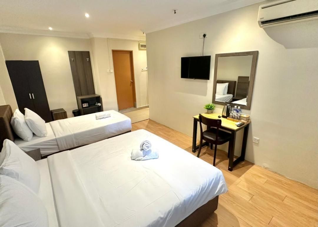 Deluxe Triple Room