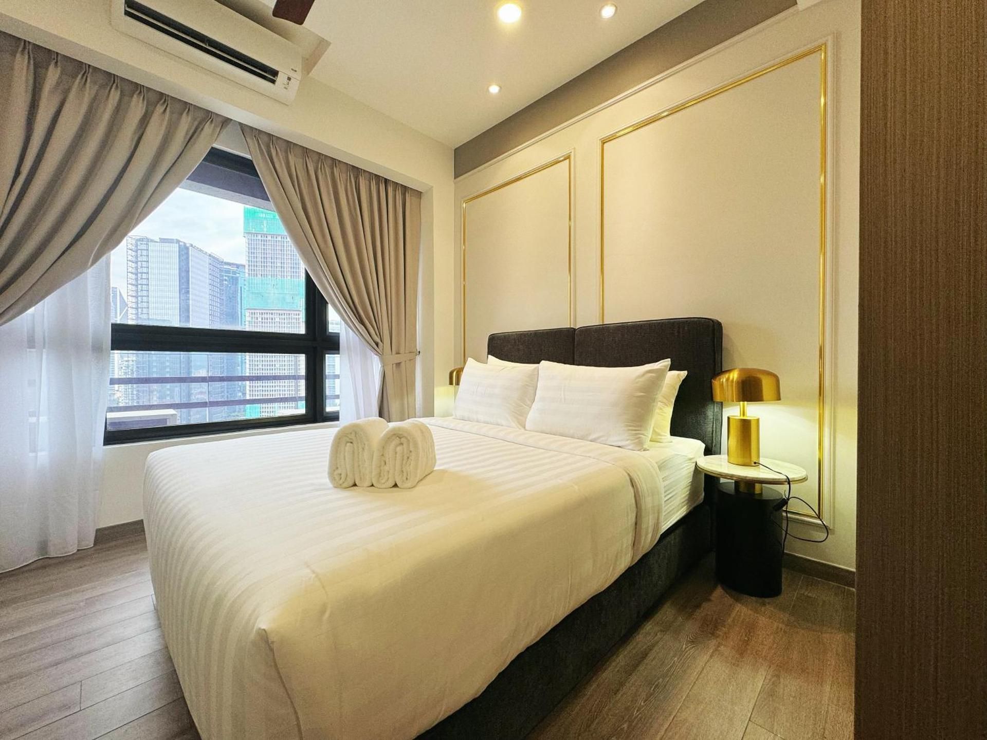 Three-Bedroom Deluxe Apartment