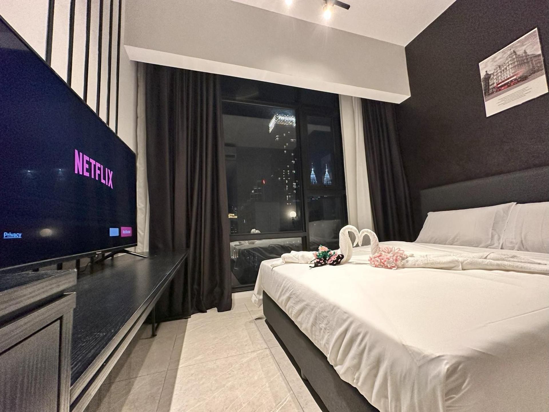 Suite with City View