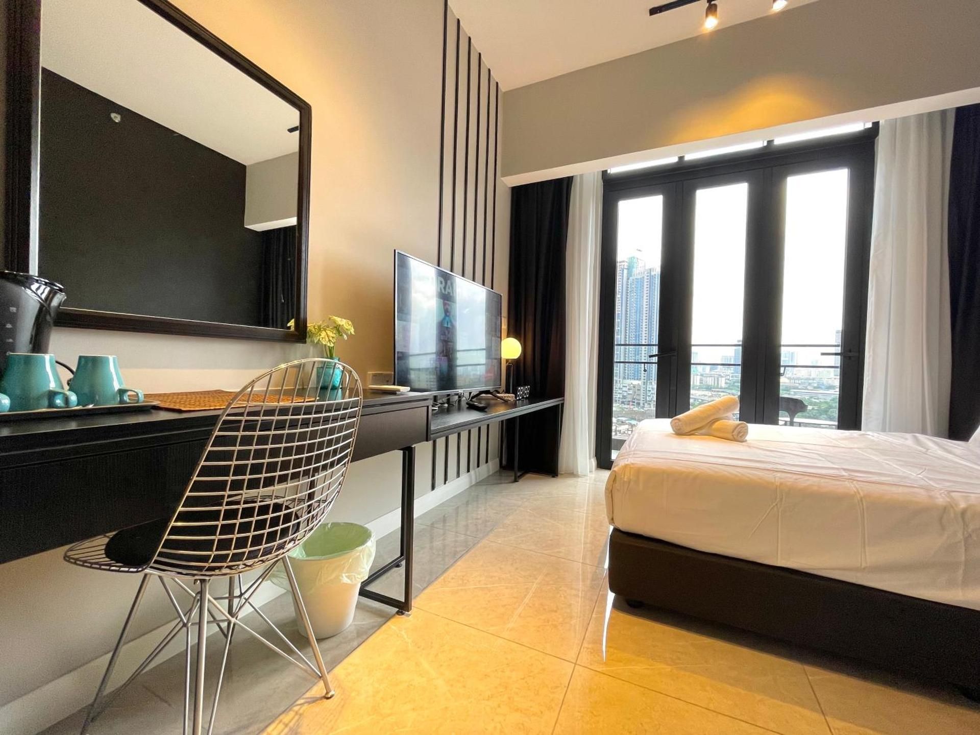 Suite with Balcony