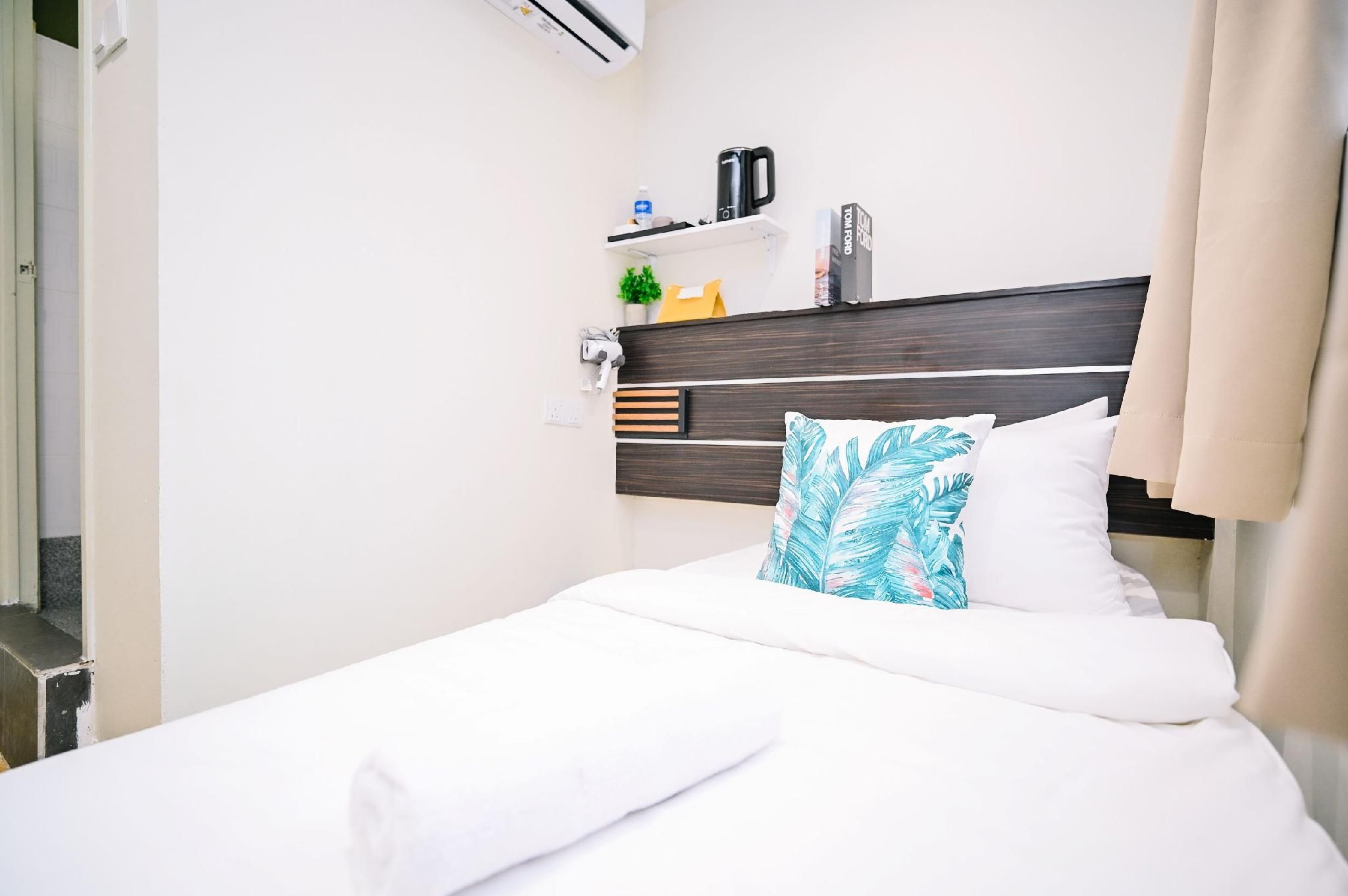 Deluxe Single Room