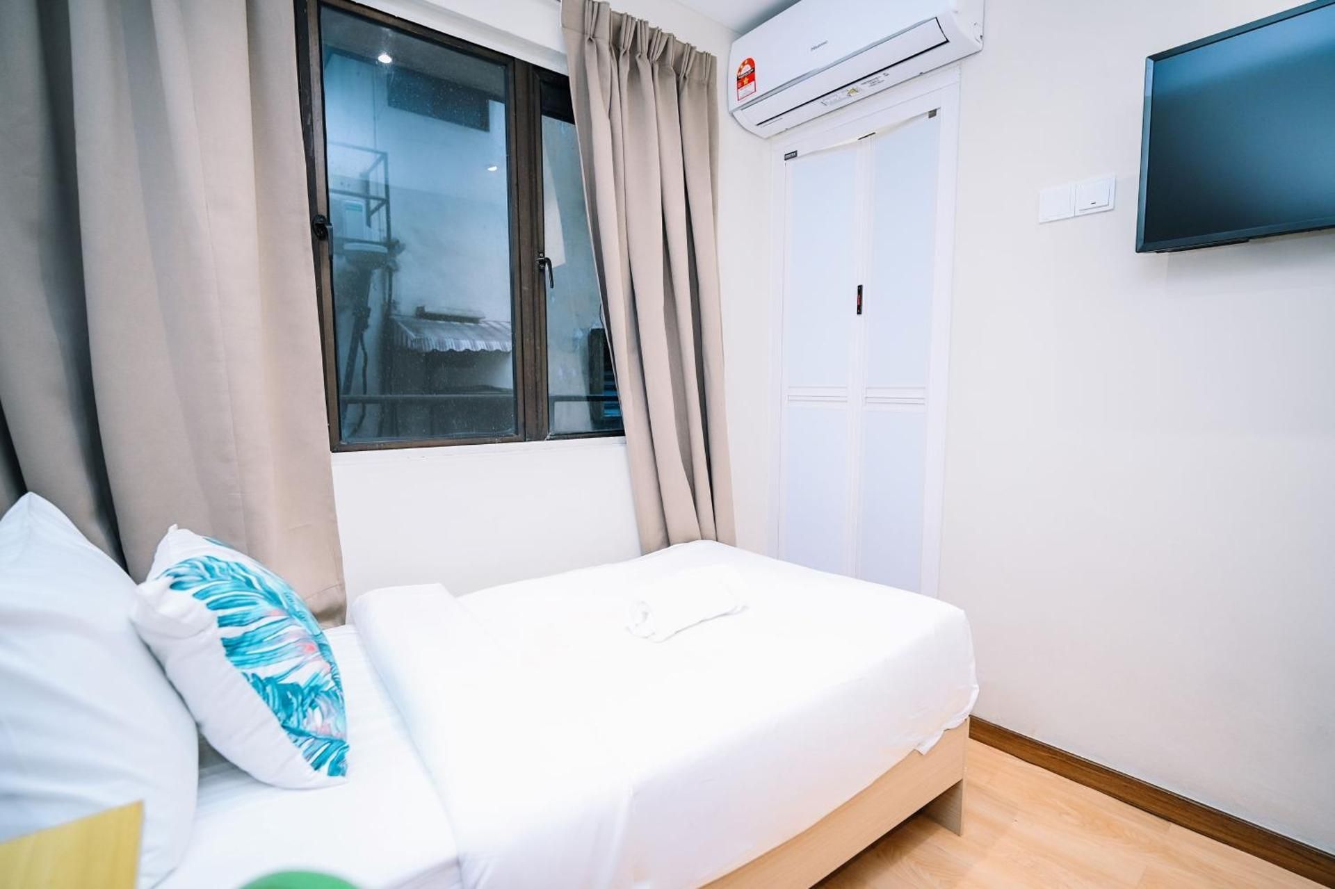 Deluxe Single Room