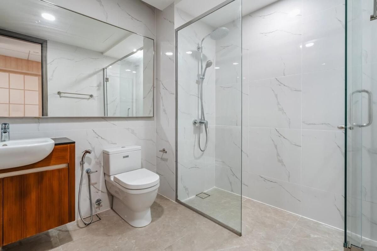 Superior One-Bedroom Apartment