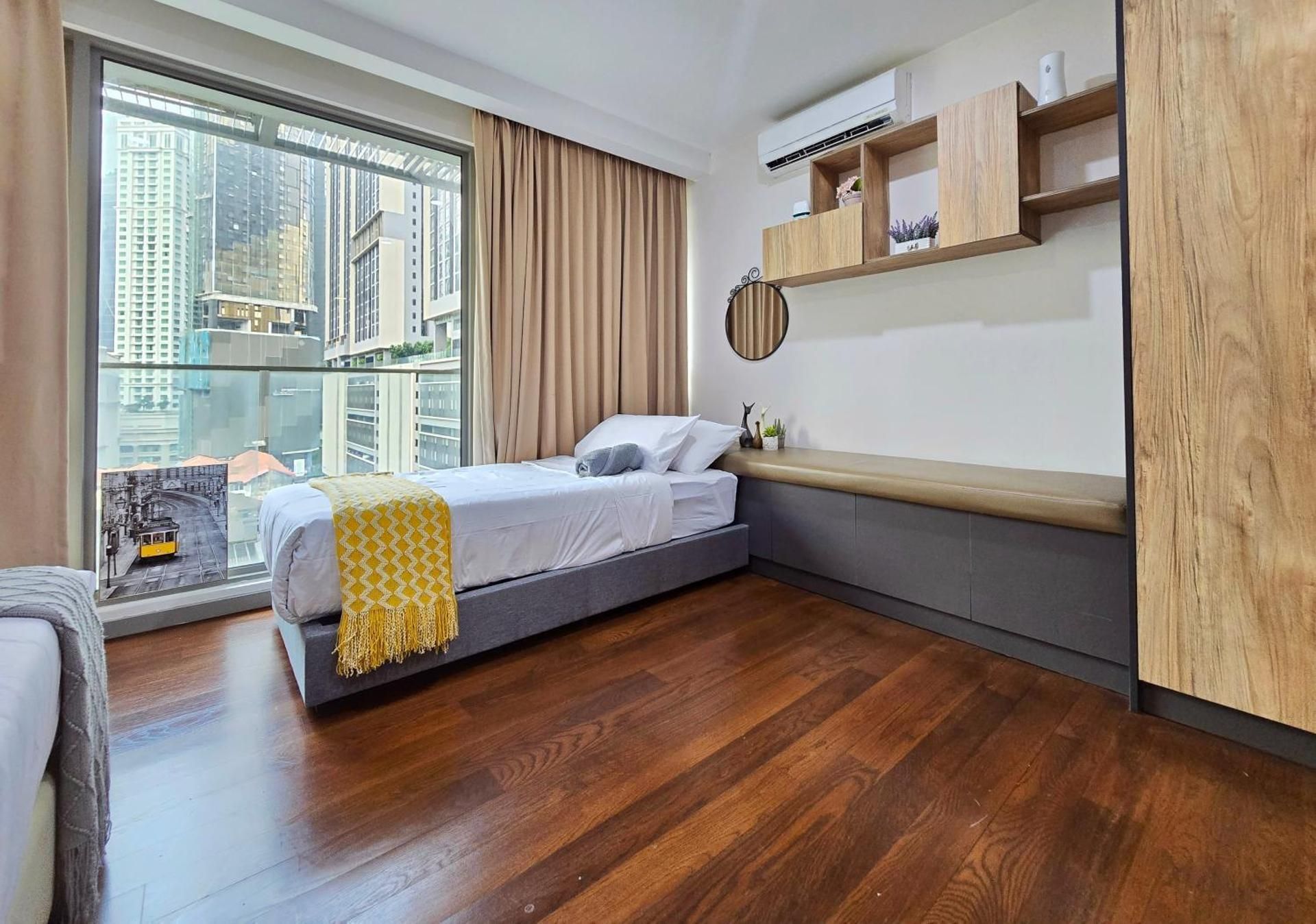 One-Bedroom Apartment