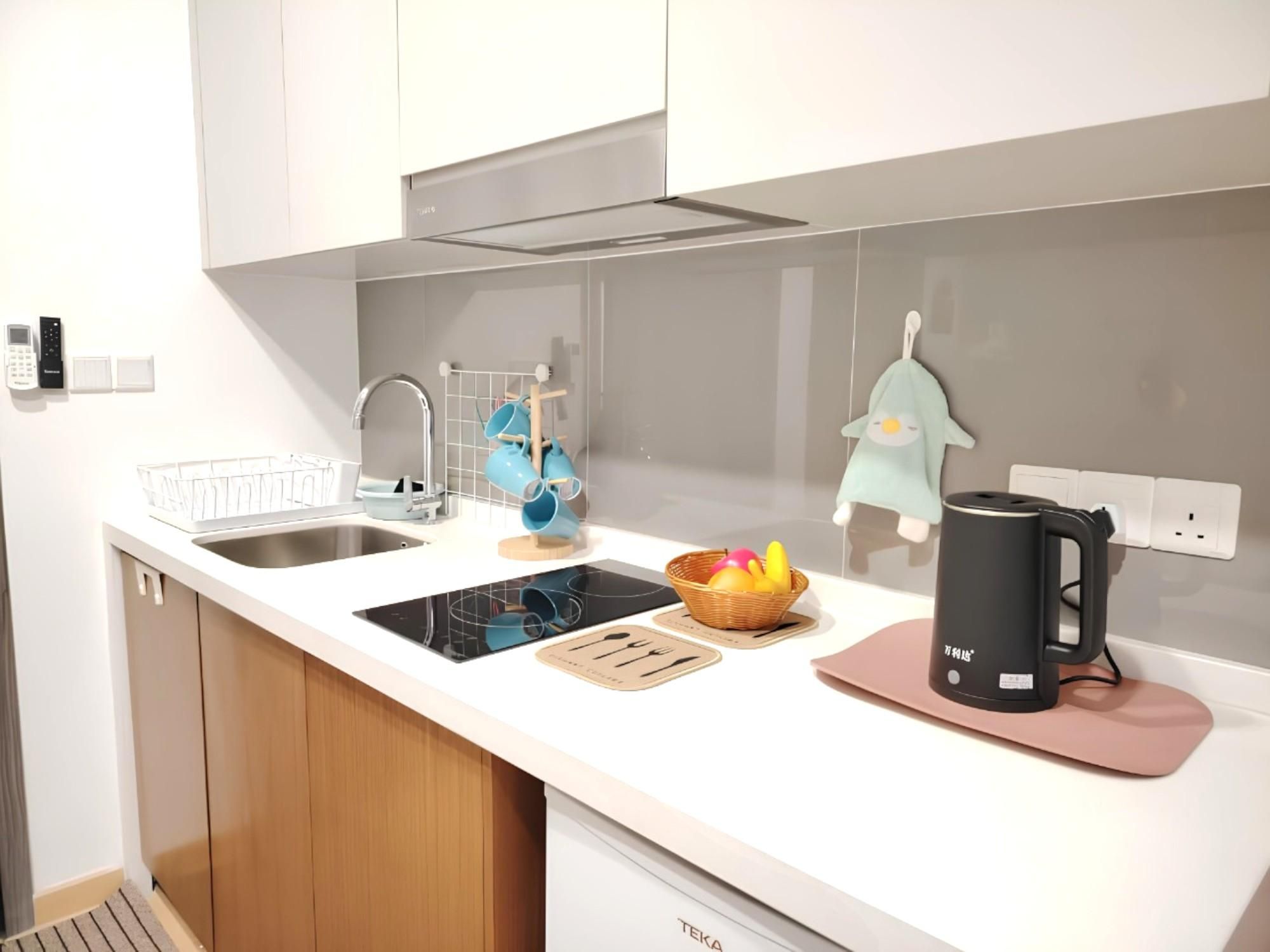 Studio With Kitchenette