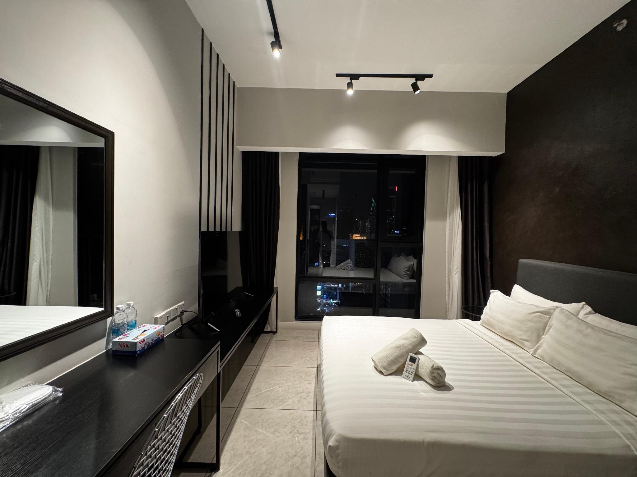 King Studio Suite