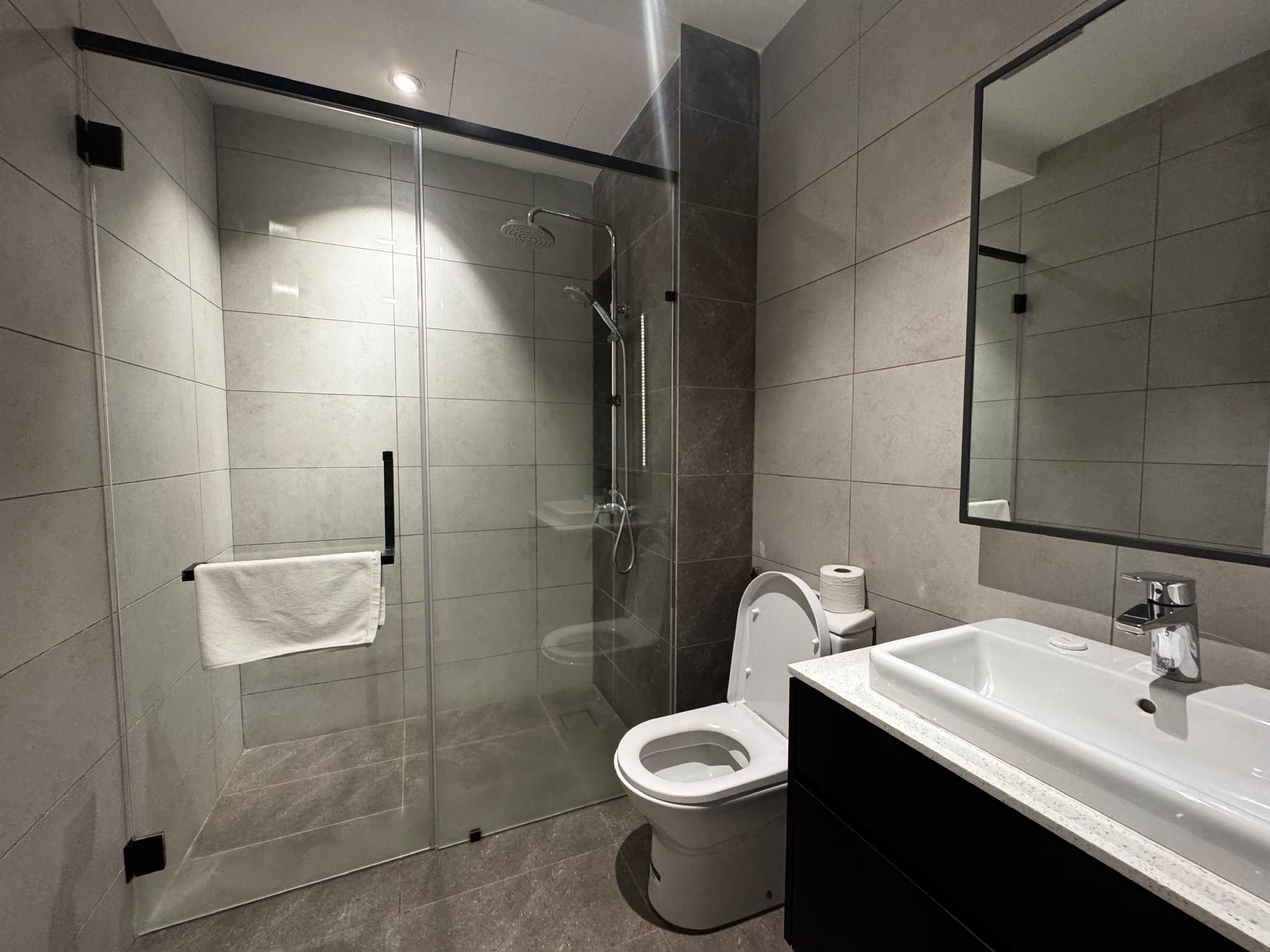 King Studio Suite
