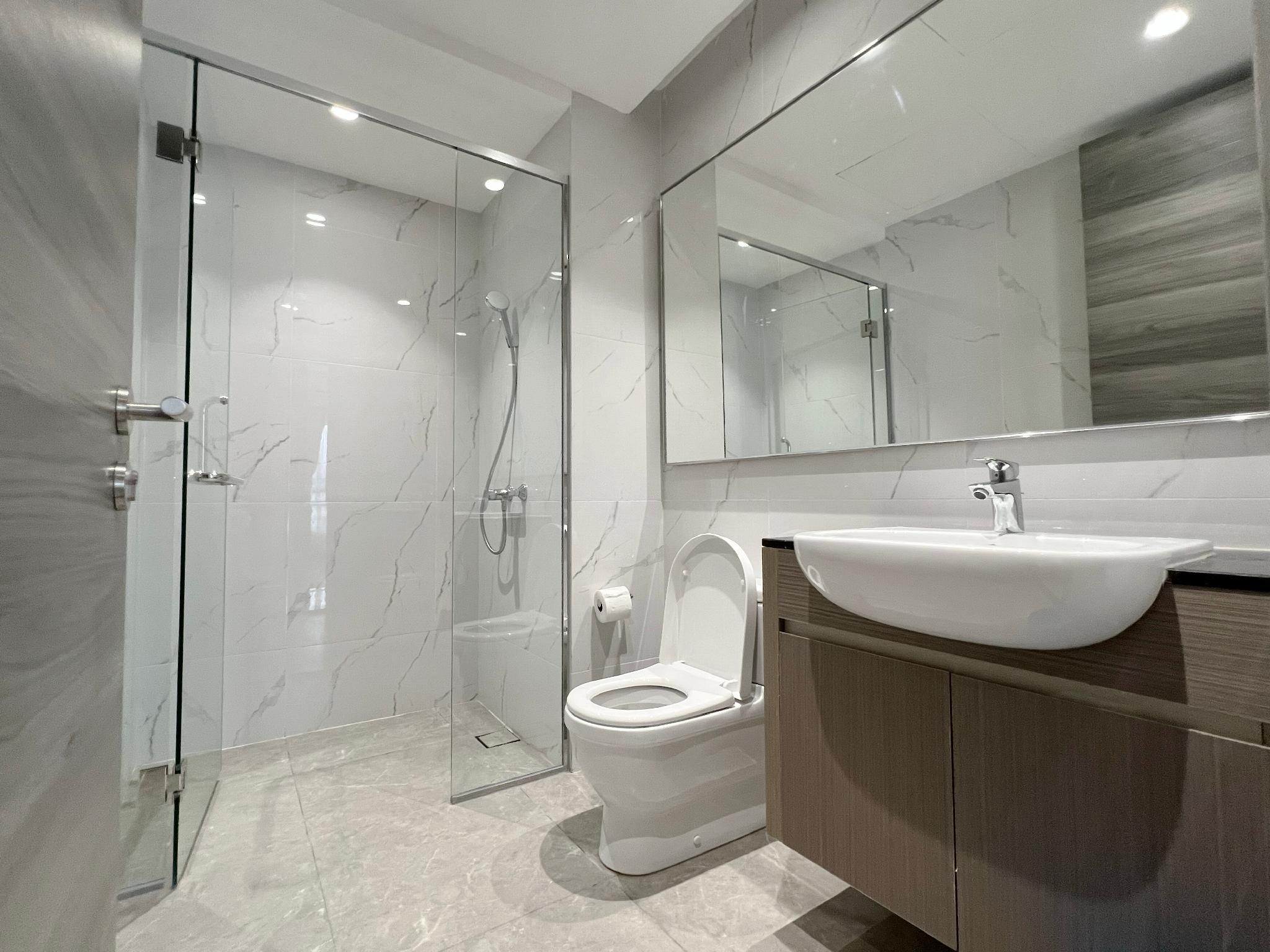 Two-Bedroom One Bathroom Sky High Apartment