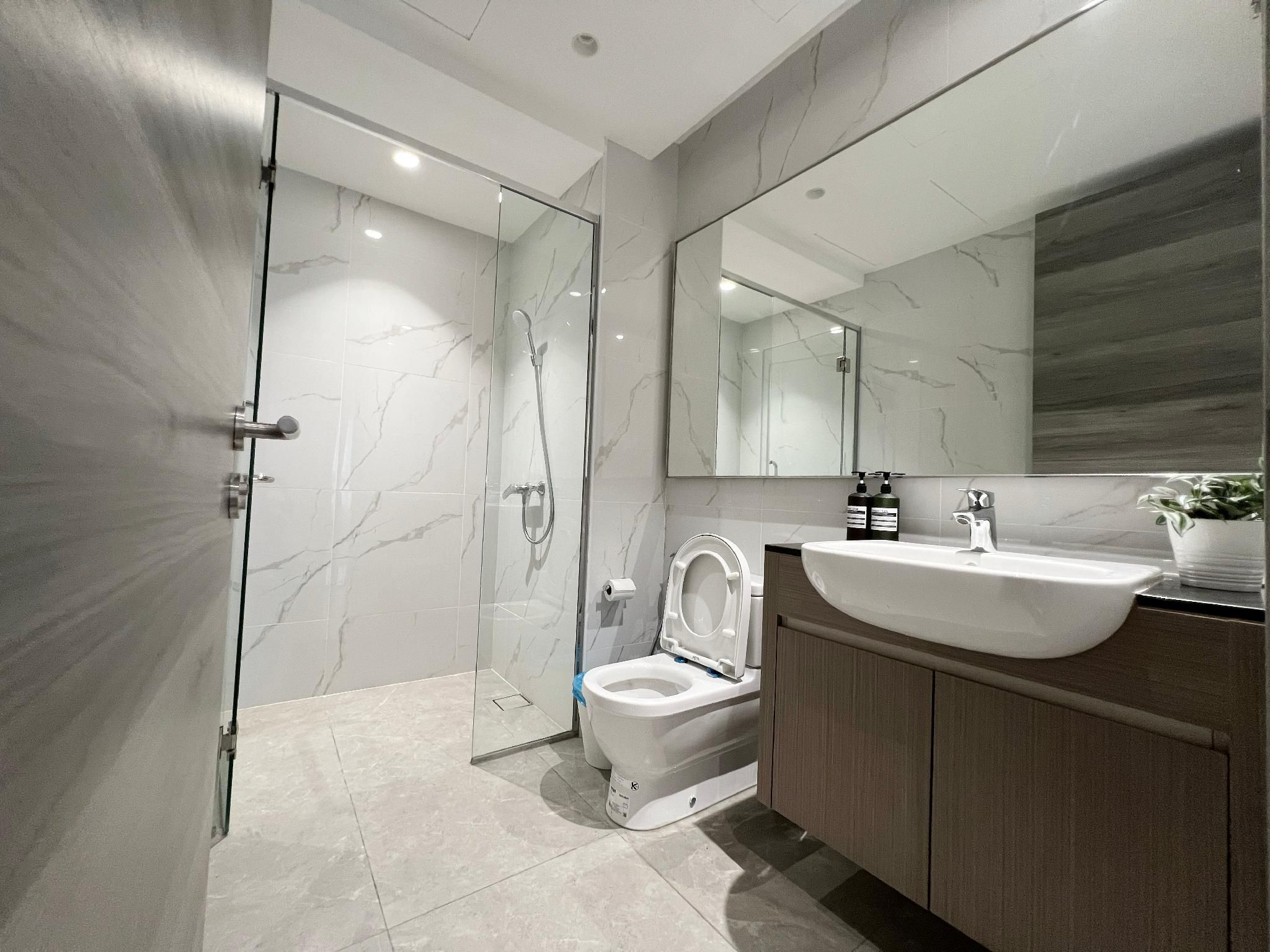 Premier 2 Bedroom 2 Bathroom Apartment - Non Pet Friendly