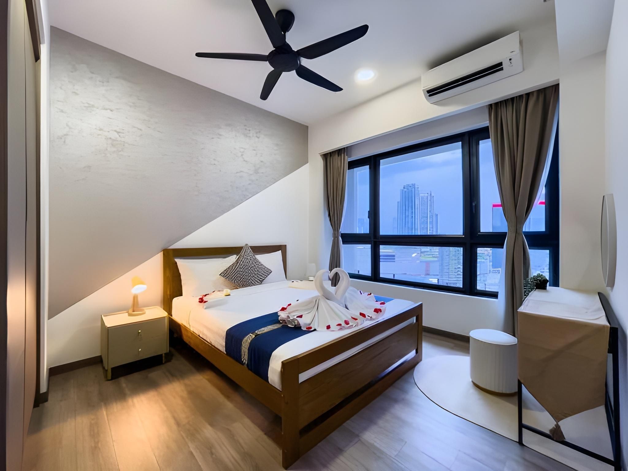 Two-Bedroom Deluxe Apartment