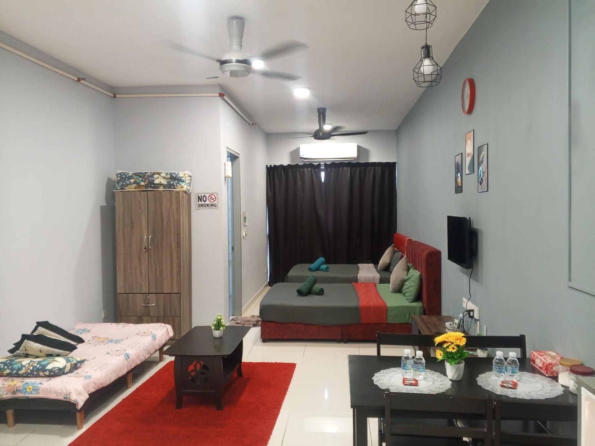 Deluxe Family Suite