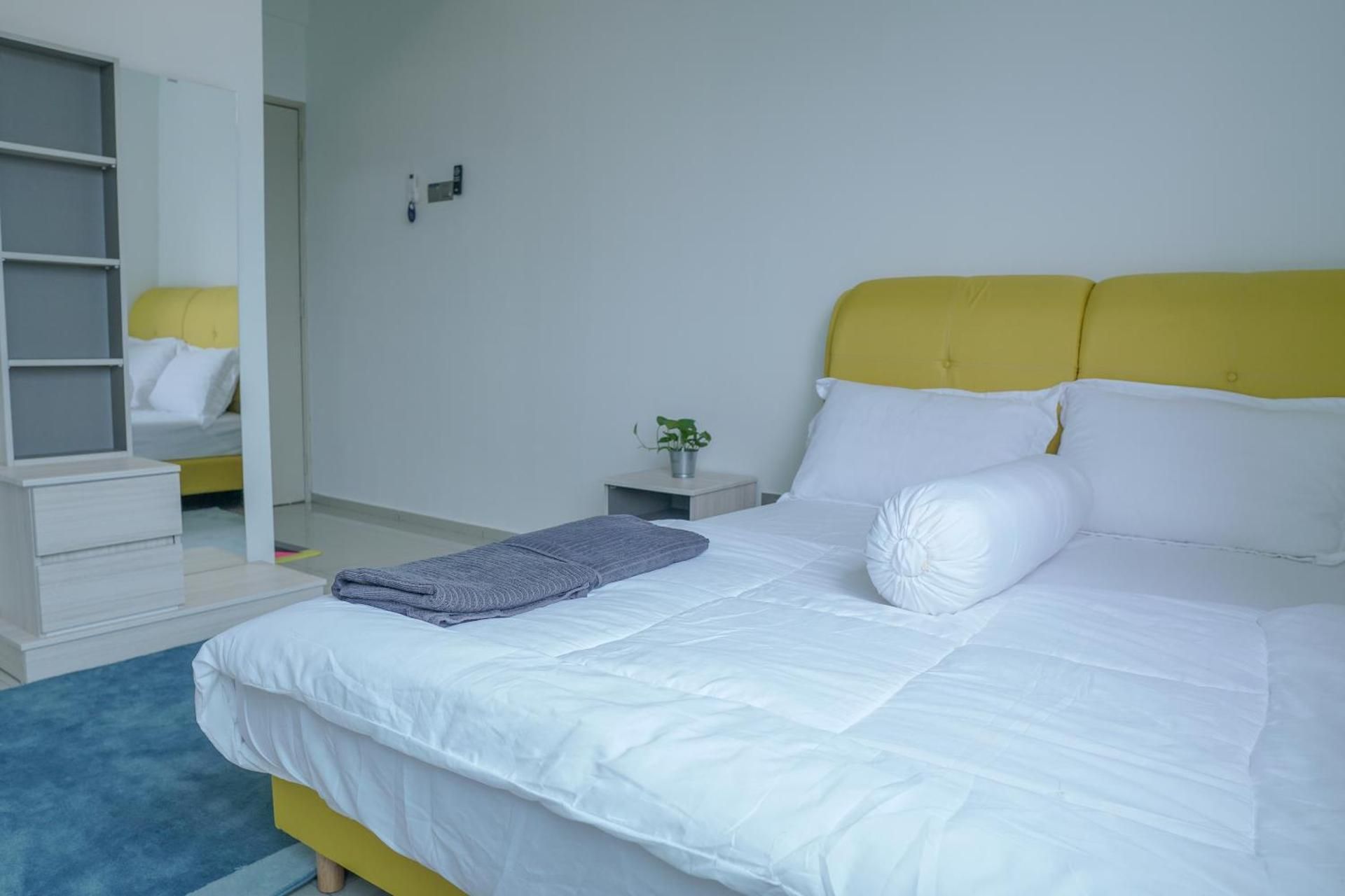 Double or Twin Room with Private Bathroom