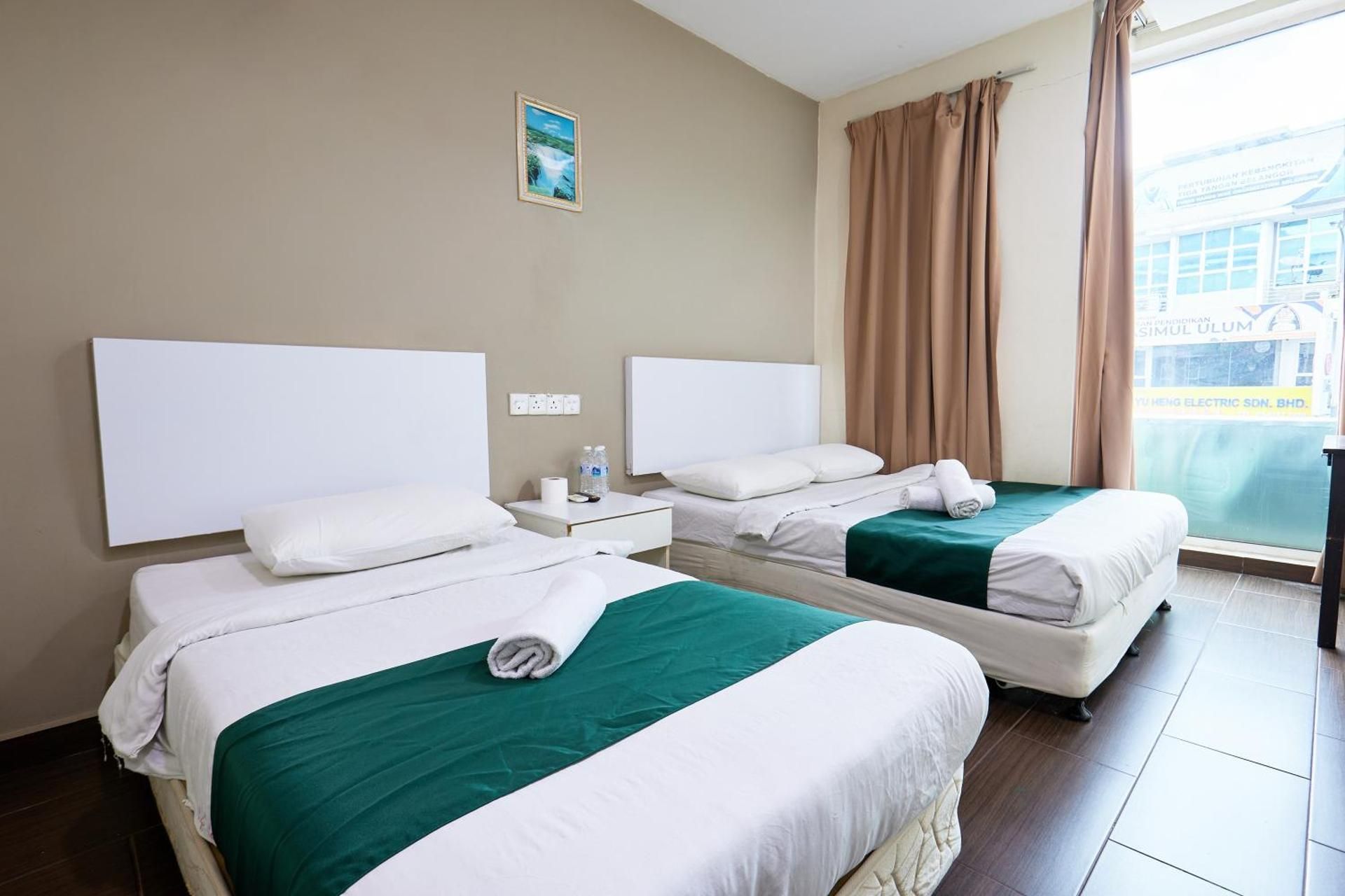 Triple Room