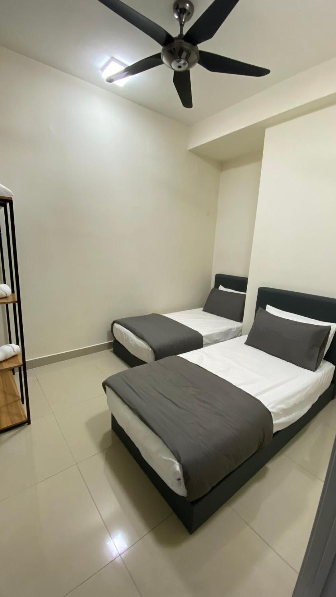 Superior One-Bedroom Apartment