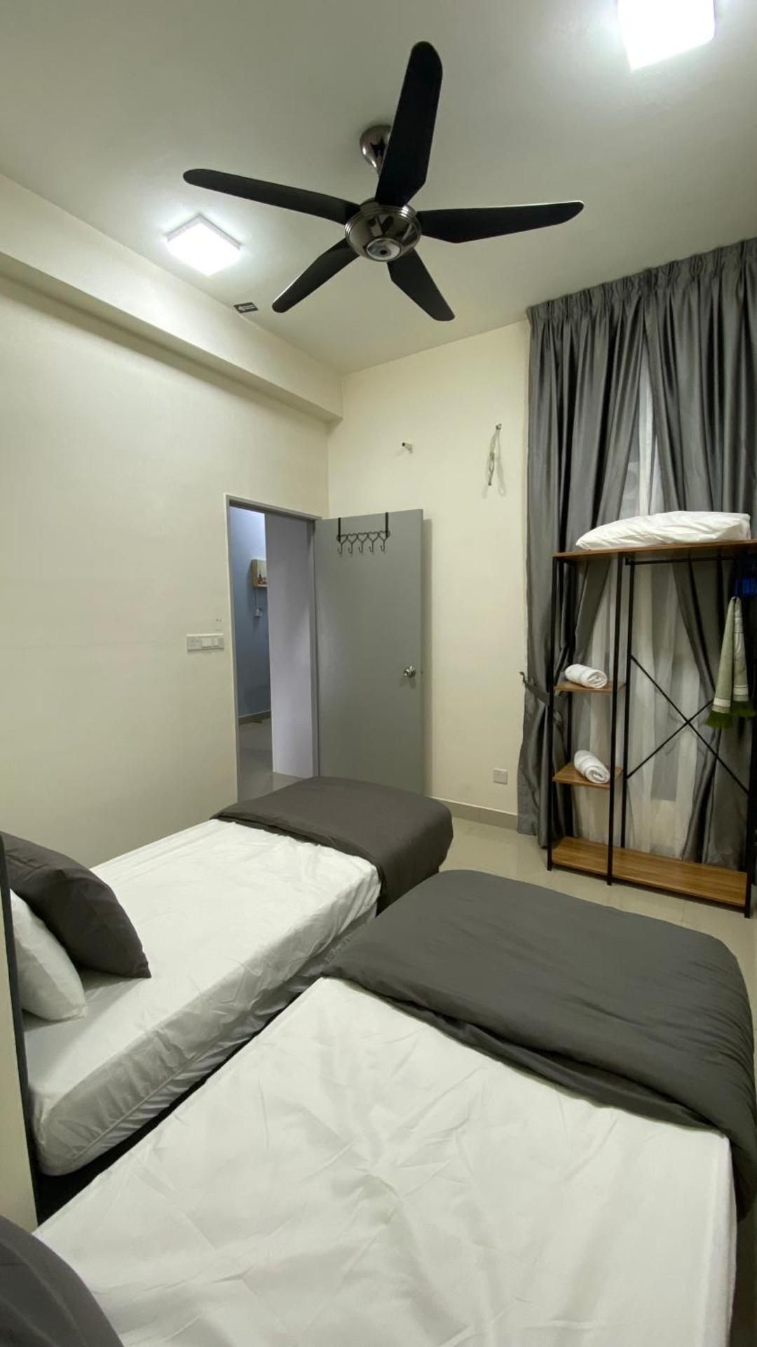 Superior One-Bedroom Apartment