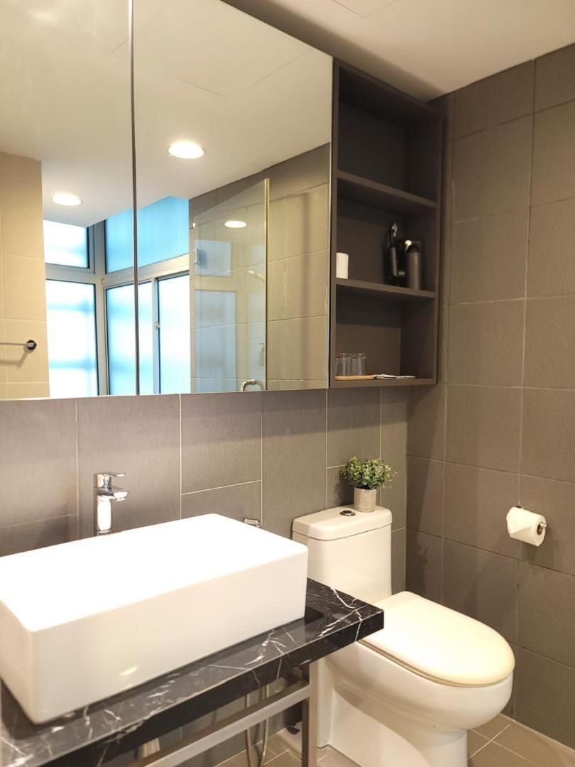 Pillows Plus VERVE Suites@ Old Klang Road Double Executive 2