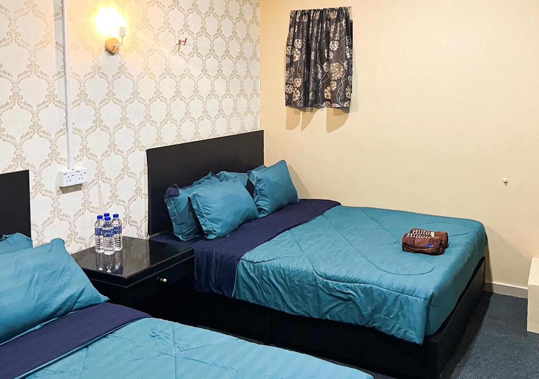 Family Room for 4 People - Non-Smoking