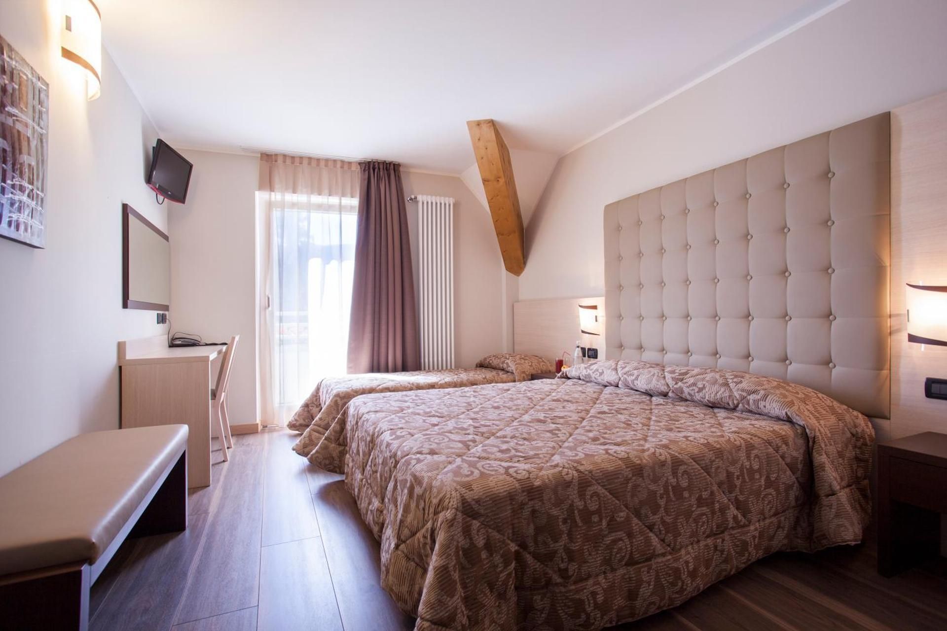 Comfort Triple Room with Balcony