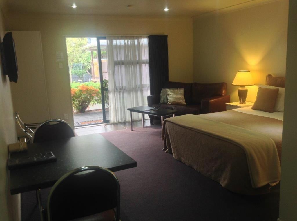 King Suite with Spa Bath