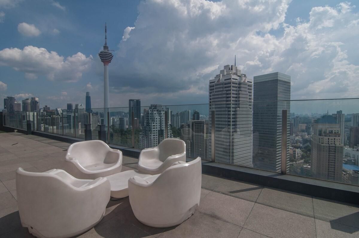 edac741ee79ea08d72001a50b95a262e