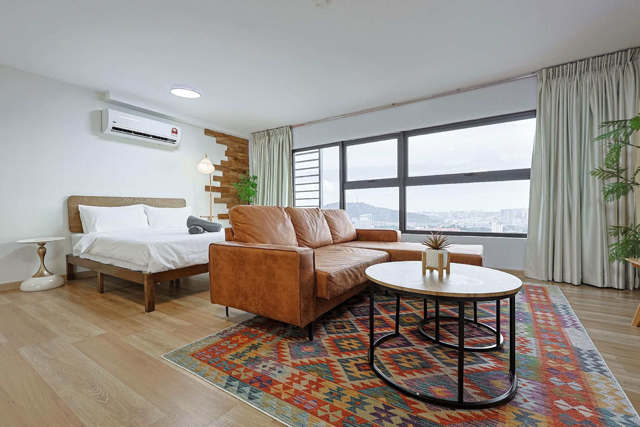 Deluxe Loft