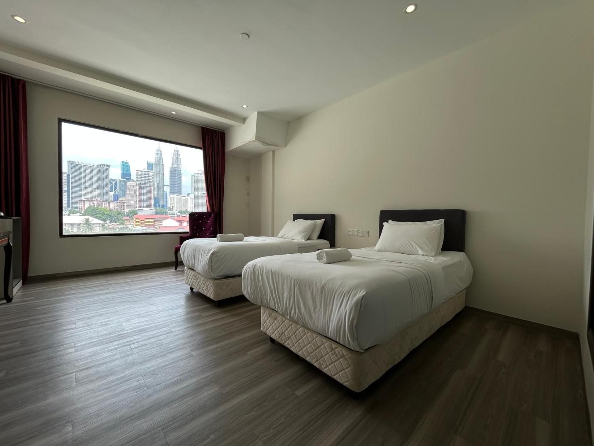 Twin Room with View