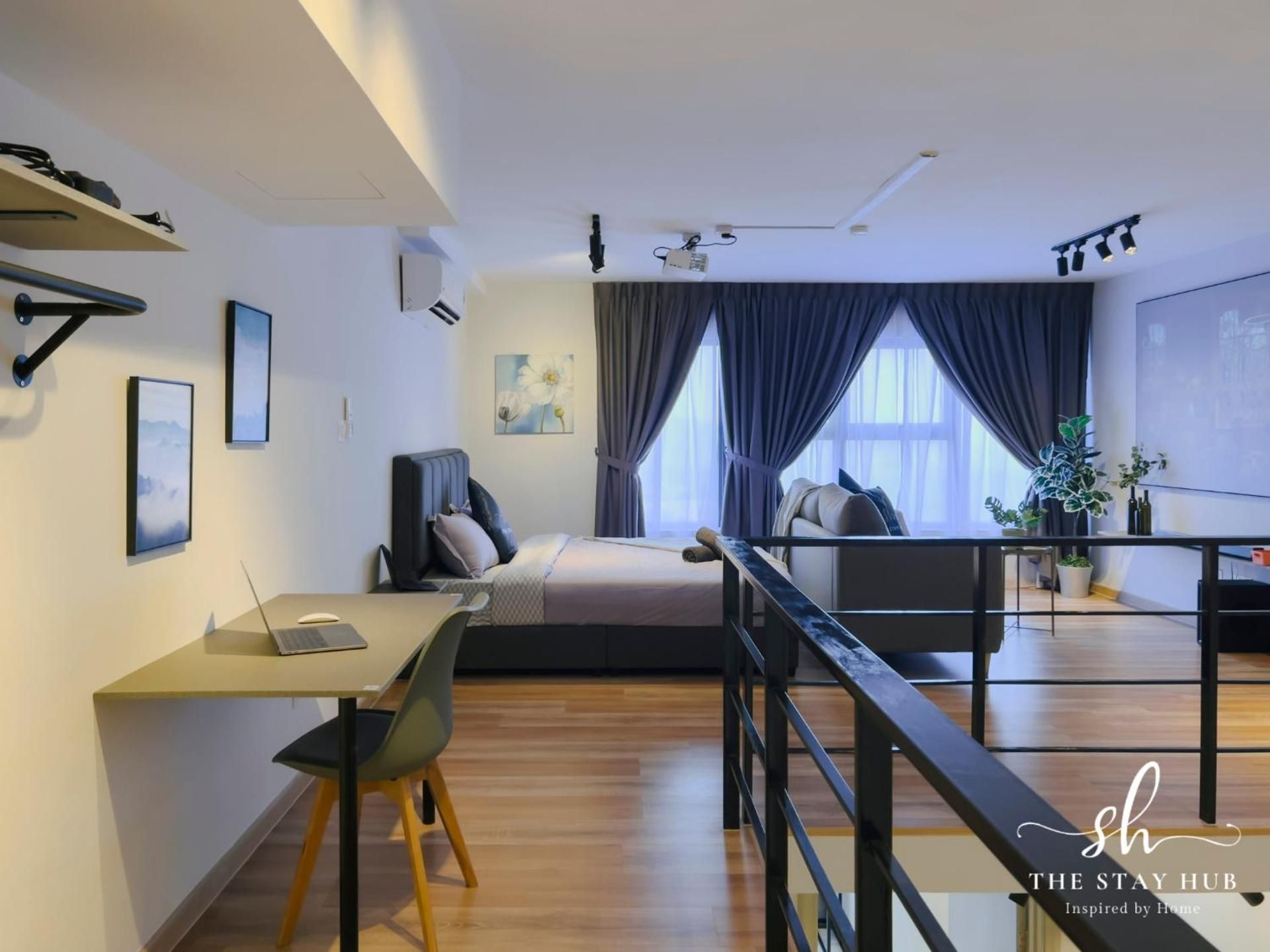 Three-Bedroom Deluxe Apartment