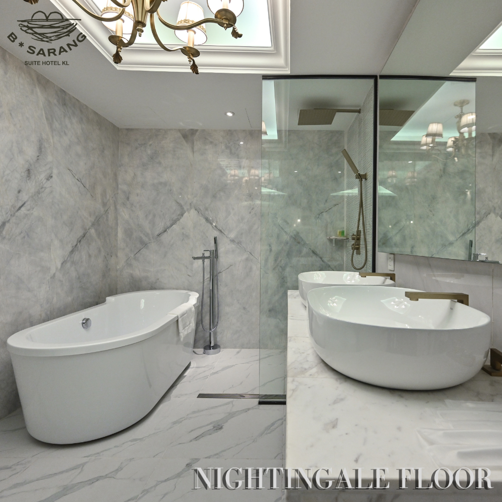 Master Suite with King Bed