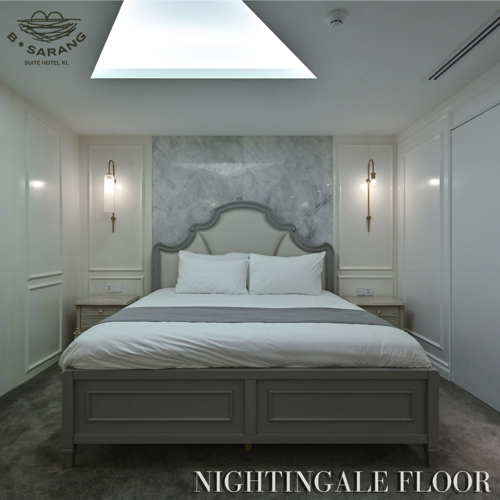 Master Suite with King Bed