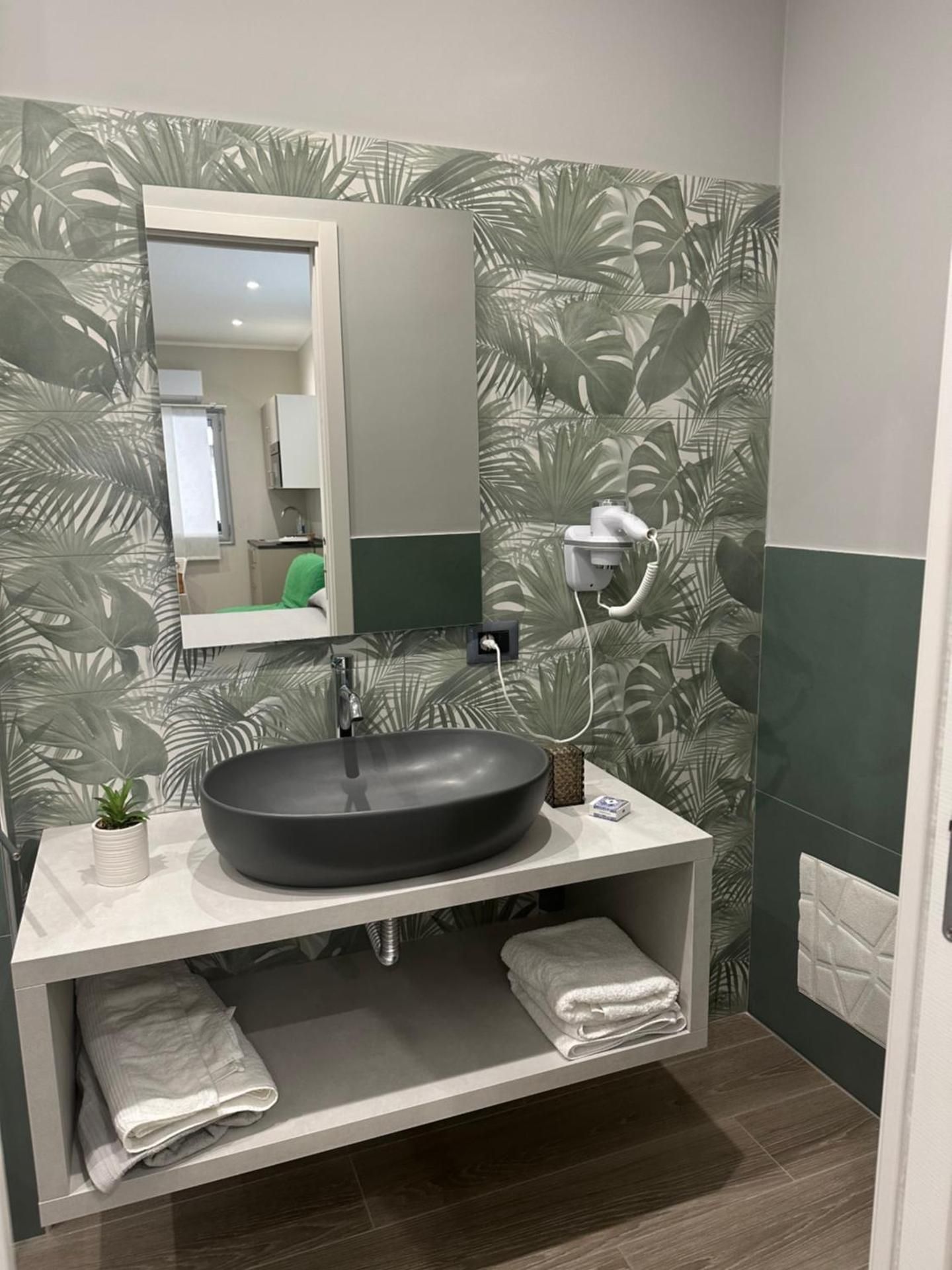 Large Double or Twin Room