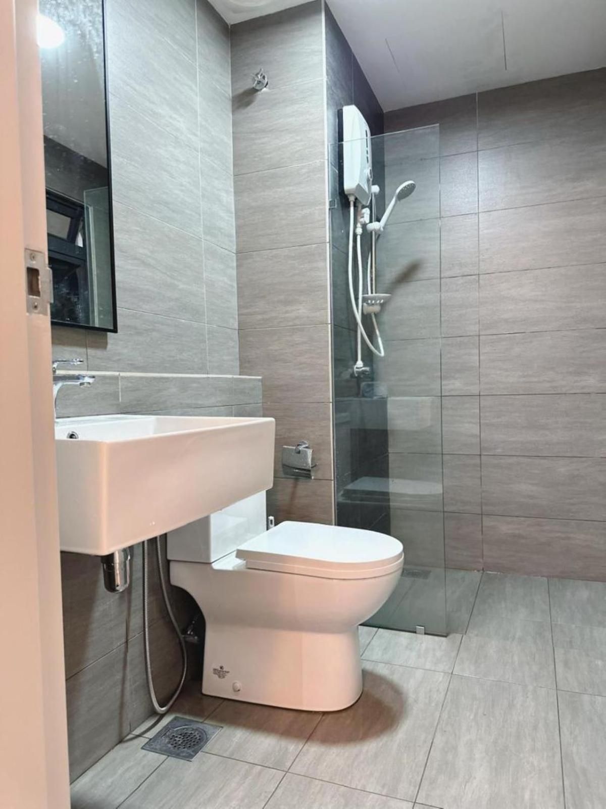 Two-Bedroom Apartment with Balcony